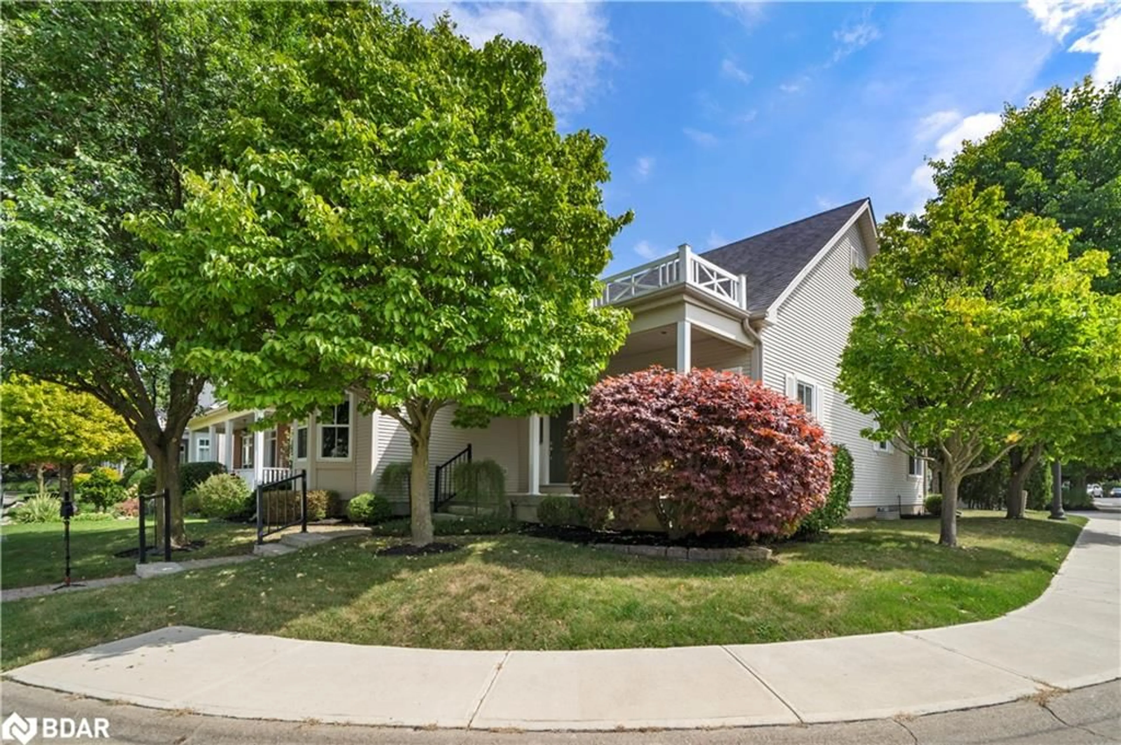 A pic from outside/outdoor area/front of a property/back of a property/a pic from drone, street for 37 Kirkwood Dr, Niagara-on-the-Lake Ontario L0S 1J0