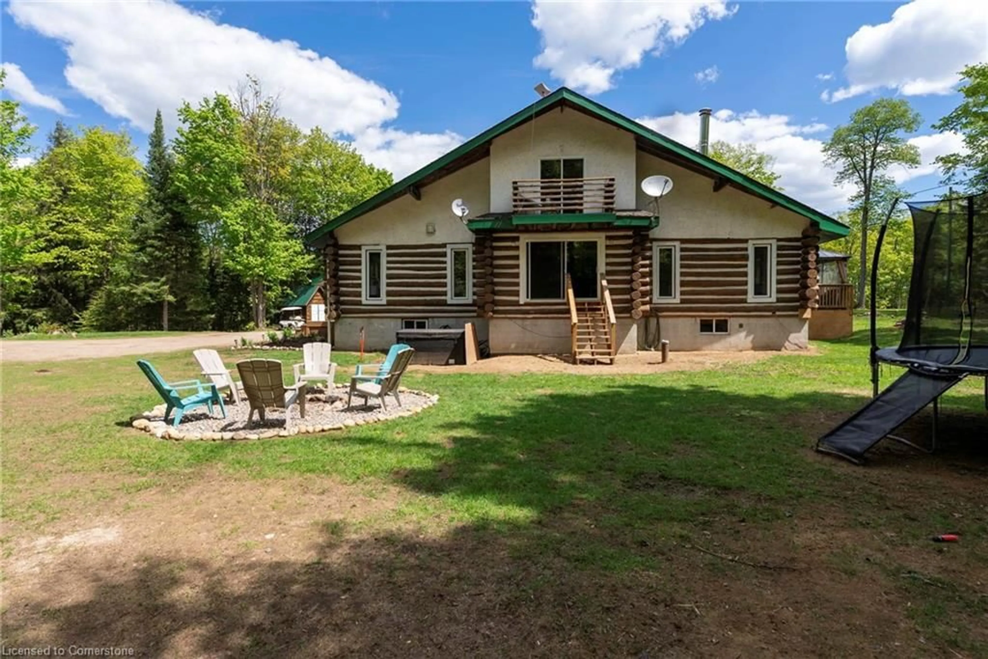 A pic from outside/outdoor area/front of a property/back of a property/a pic from drone, unknown for 239 Old Government Rd, Emsdale Ontario P0A 1J0