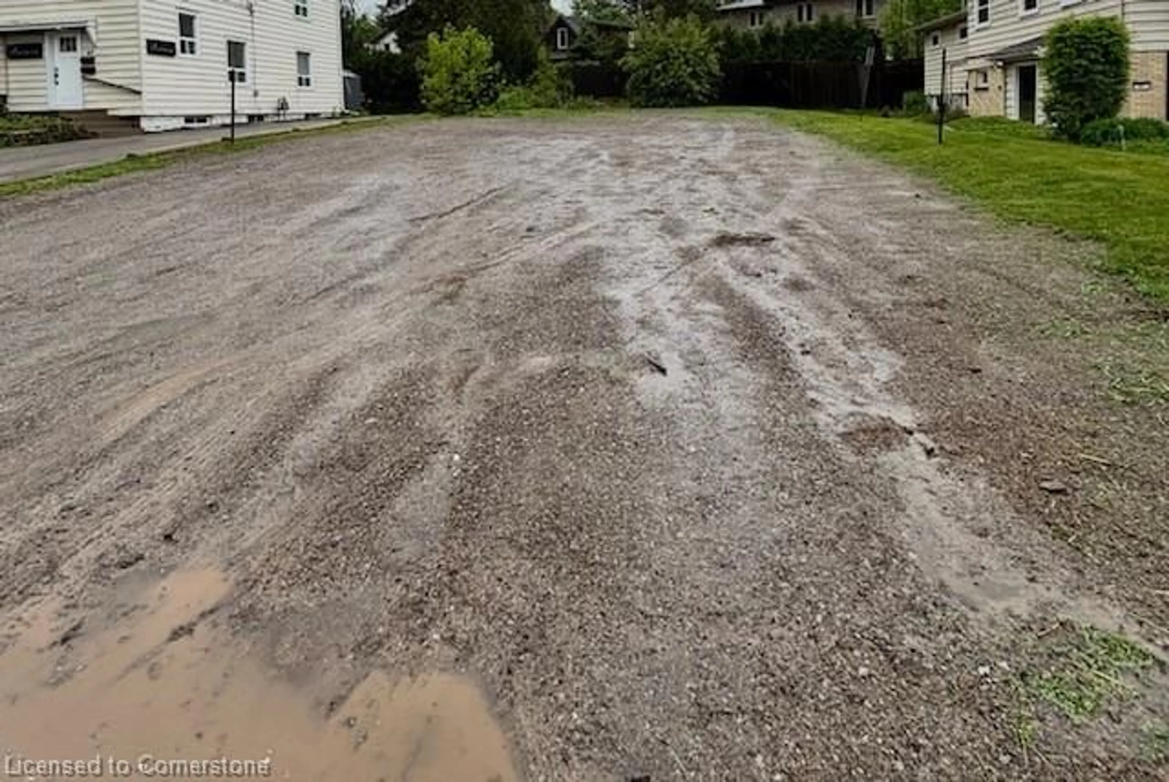 A pic from outside/outdoor area/front of a property/back of a property/a pic from drone, street for 51 Wilson St, Ancaster Ontario L9G 2B3