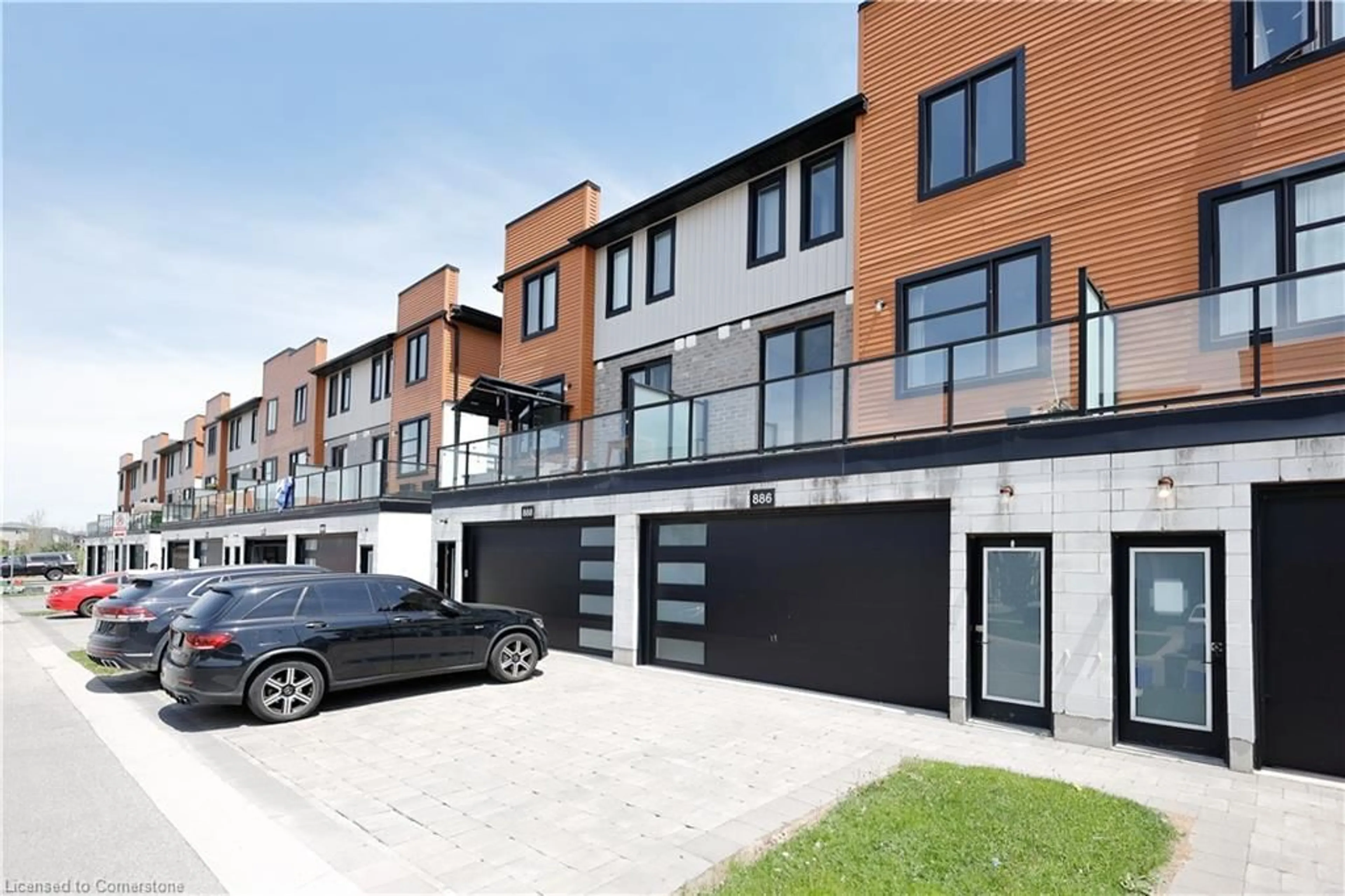 Home with brick exterior material, street for 886 West Village Sq, London Ontario N6H 0J7