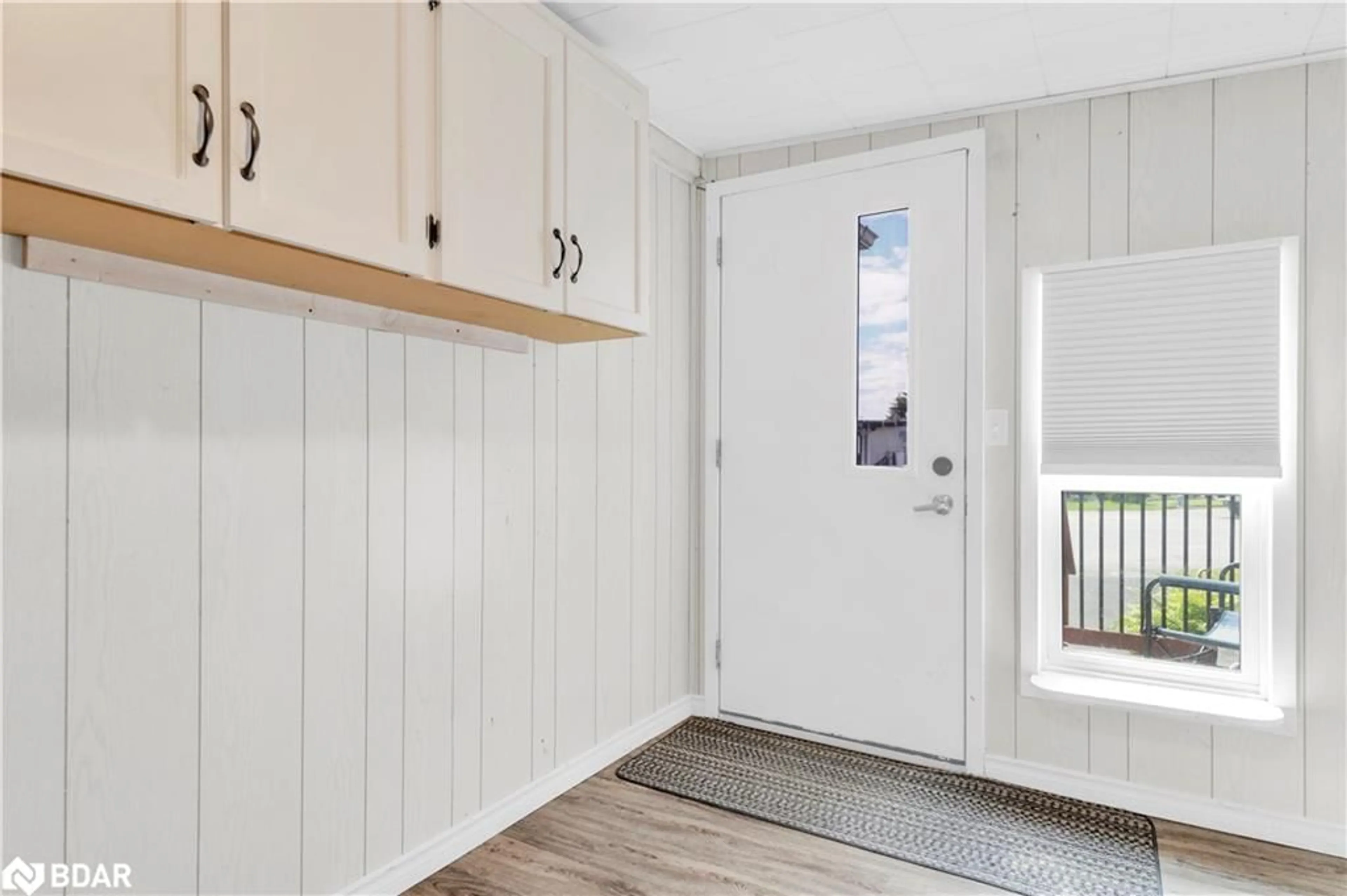 Indoor entryway for 311 Dundas St #44, Quinte West Ontario K8V 1M1