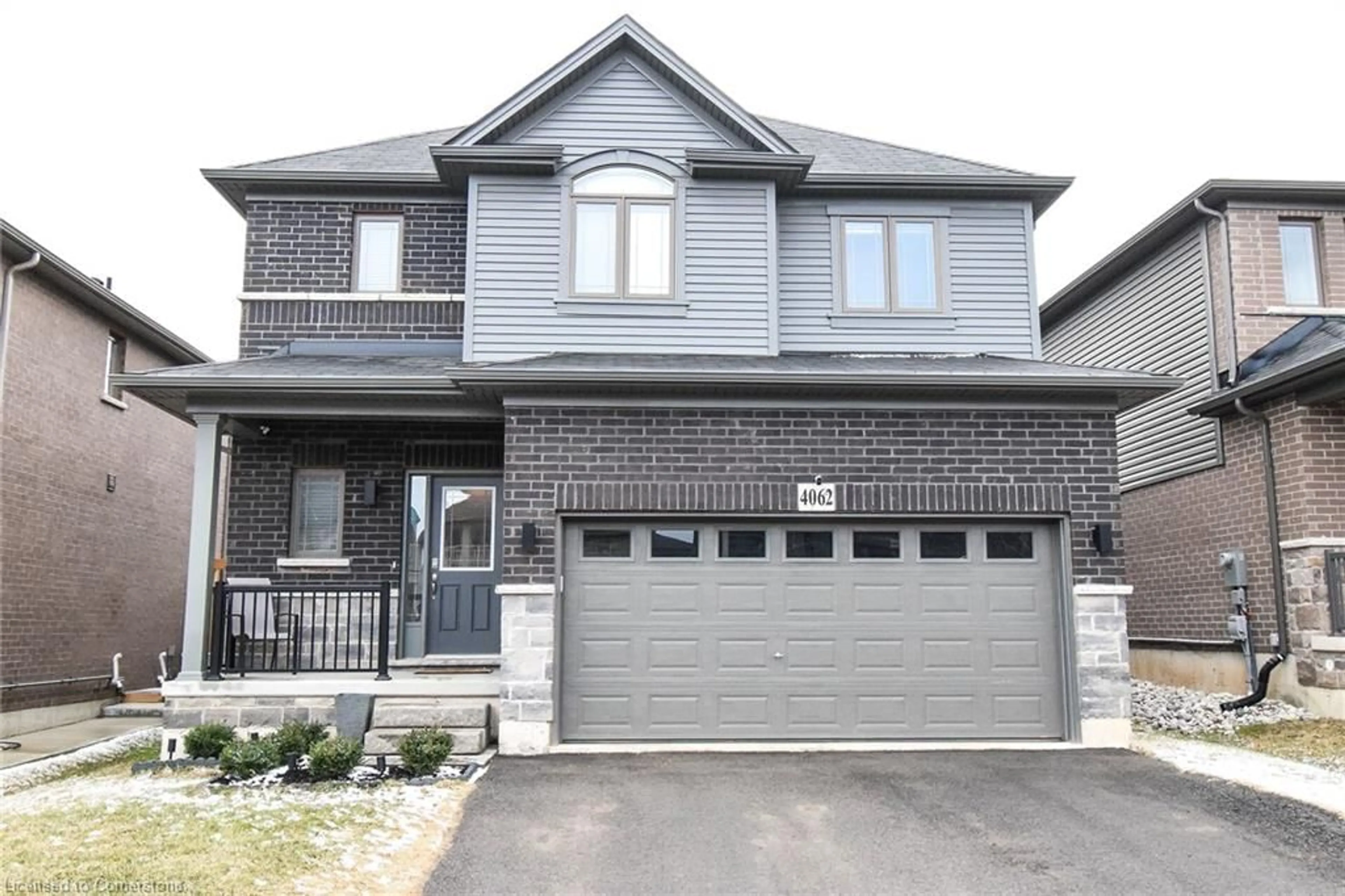 Home with brick exterior material, street for 4062 Thomas St, Beamsville Ontario L3J 0S5