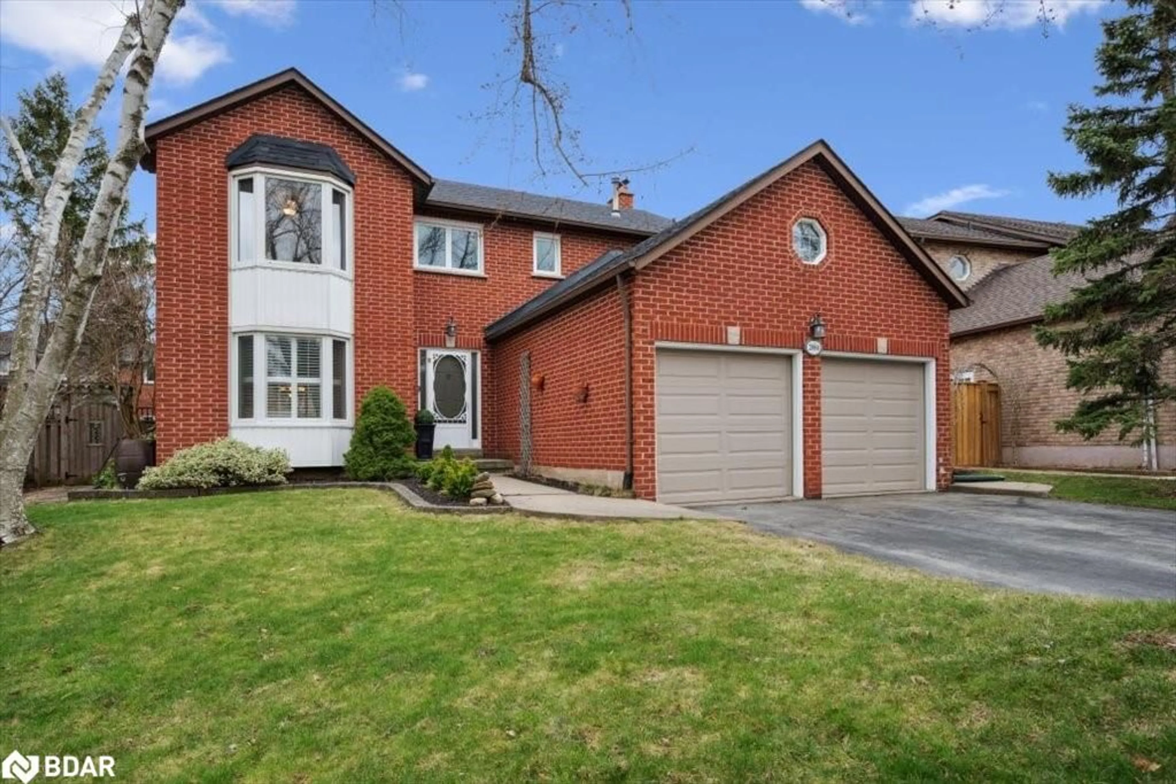 Home with brick exterior material, street for 2084 Markle Dr, Oakville Ontario L6H 3T3