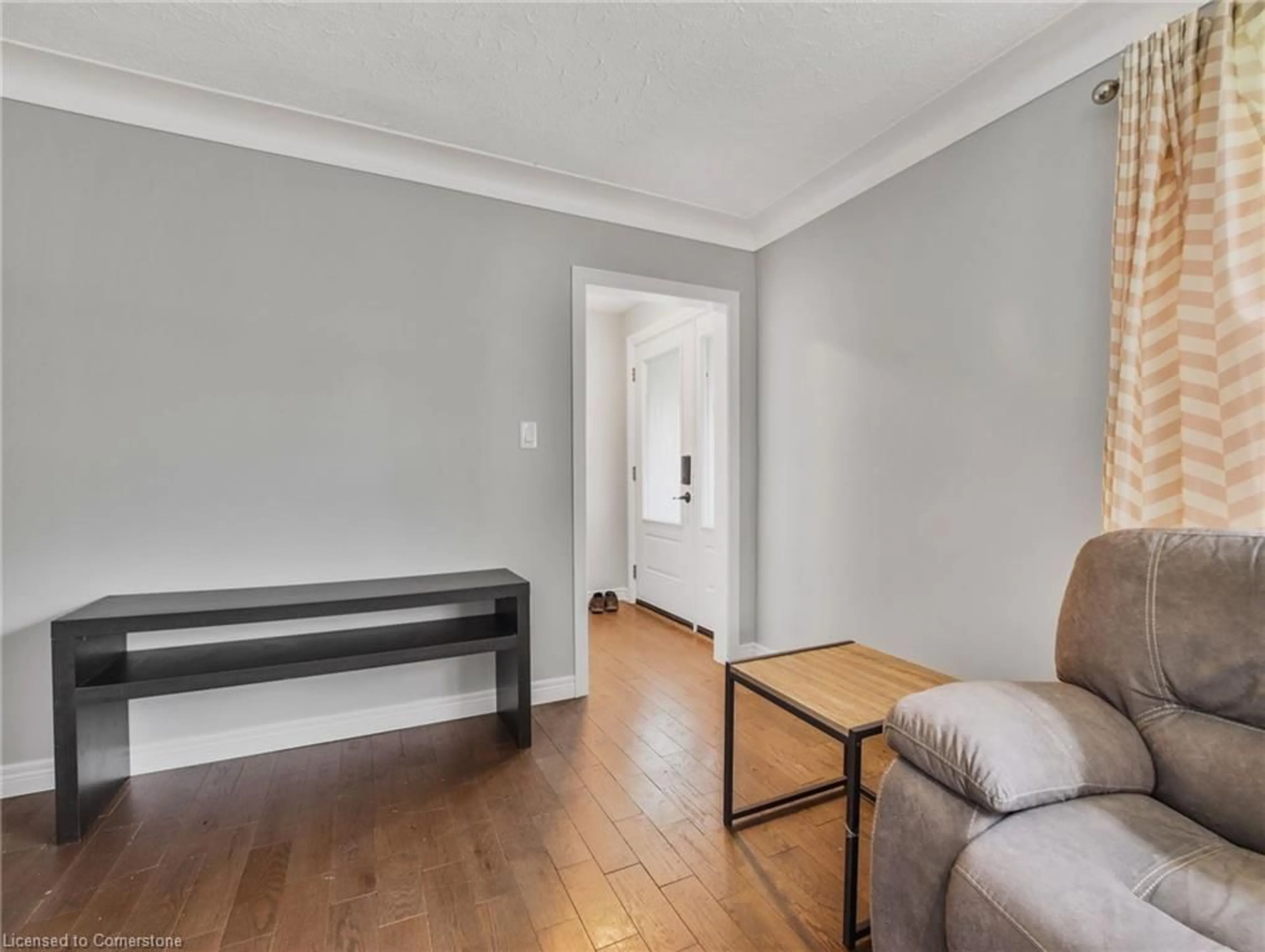 Living room with furniture, unknown for 84 Fairview Dr, Brantford Ontario N3R 2W9