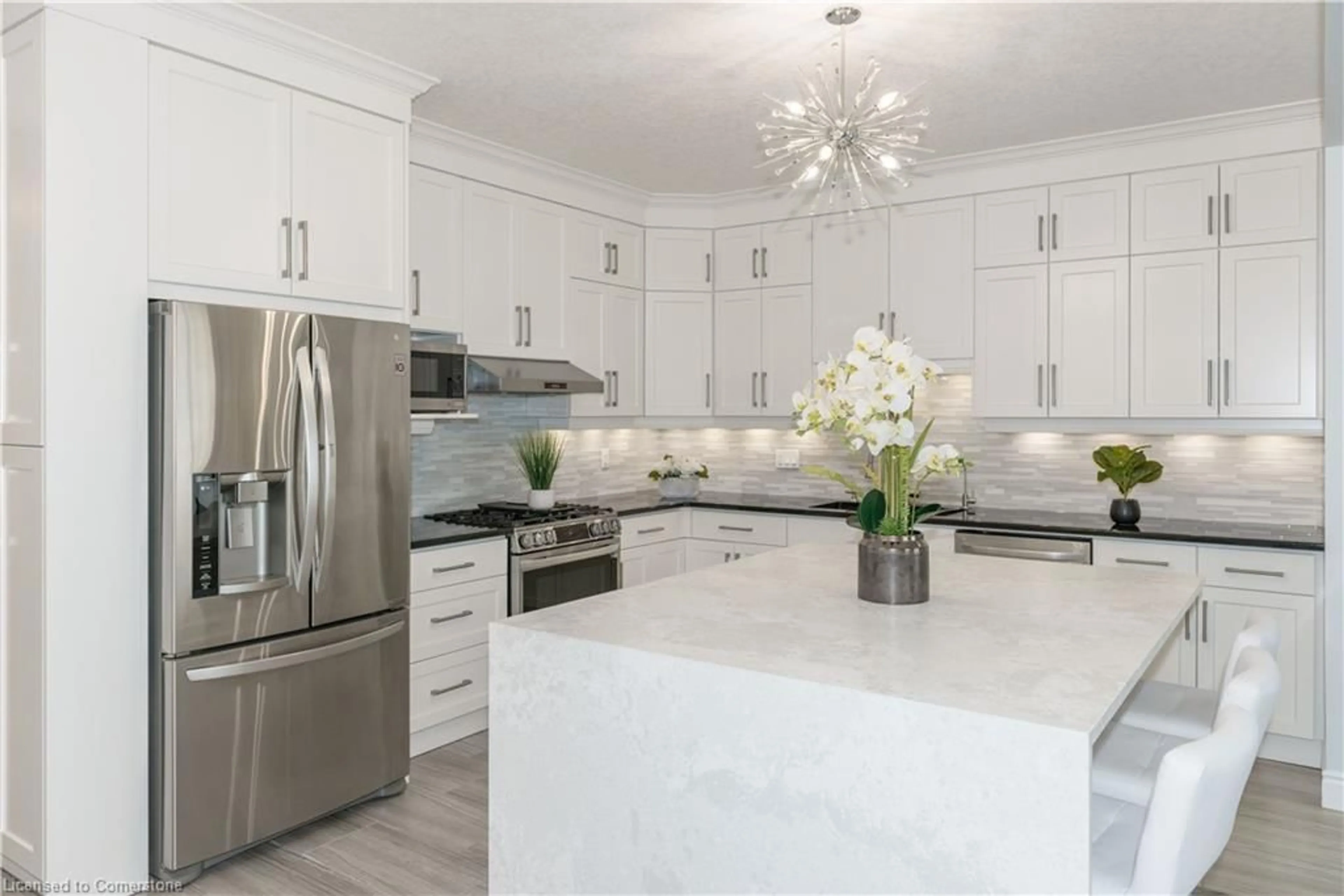 Contemporary kitchen, unknown for 50 Willowrun Dr, Kitchener Ontario N2A 0H5