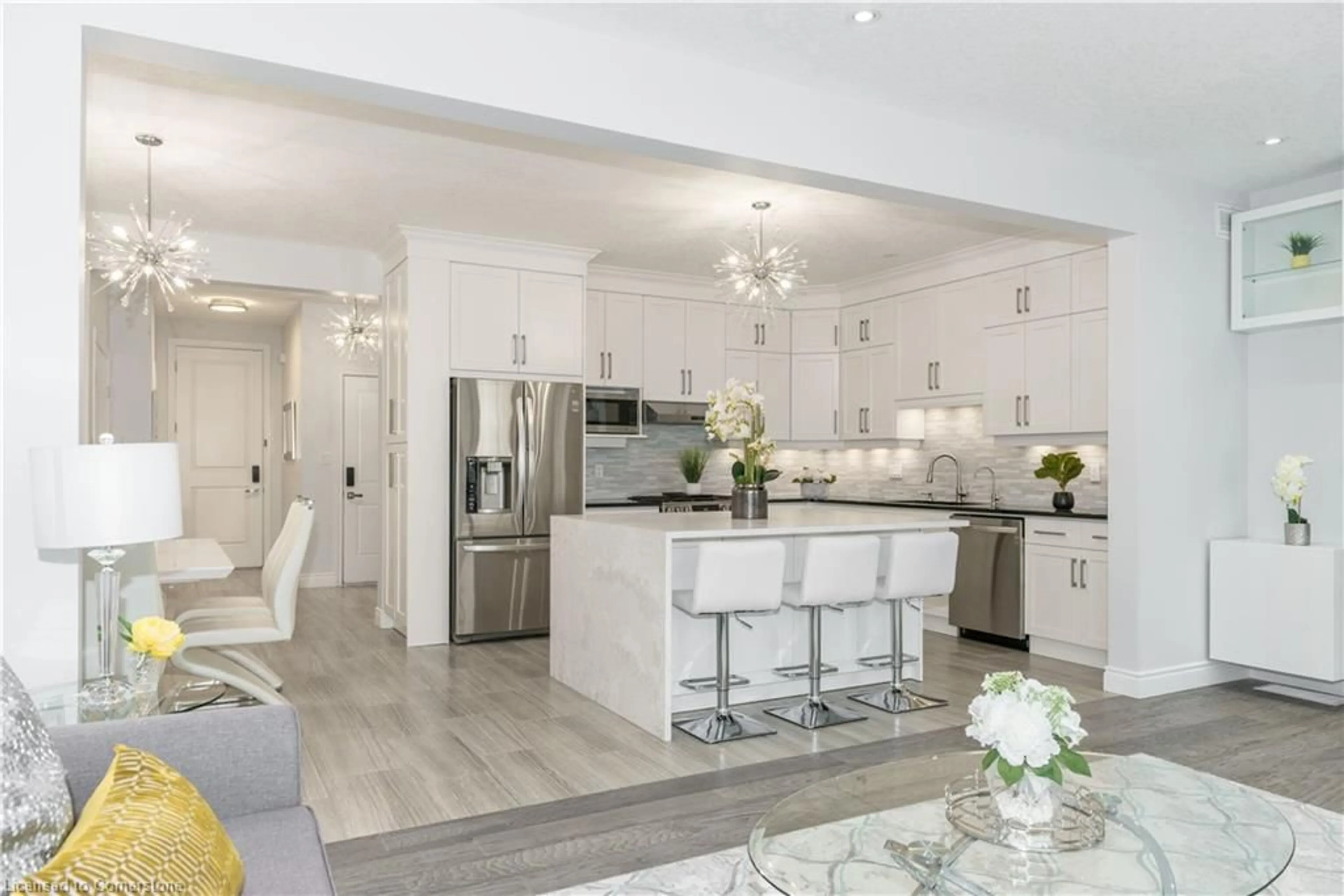 Open concept kitchen, ceramic/tile floor for 50 Willowrun Dr, Kitchener Ontario N2A 0H5
