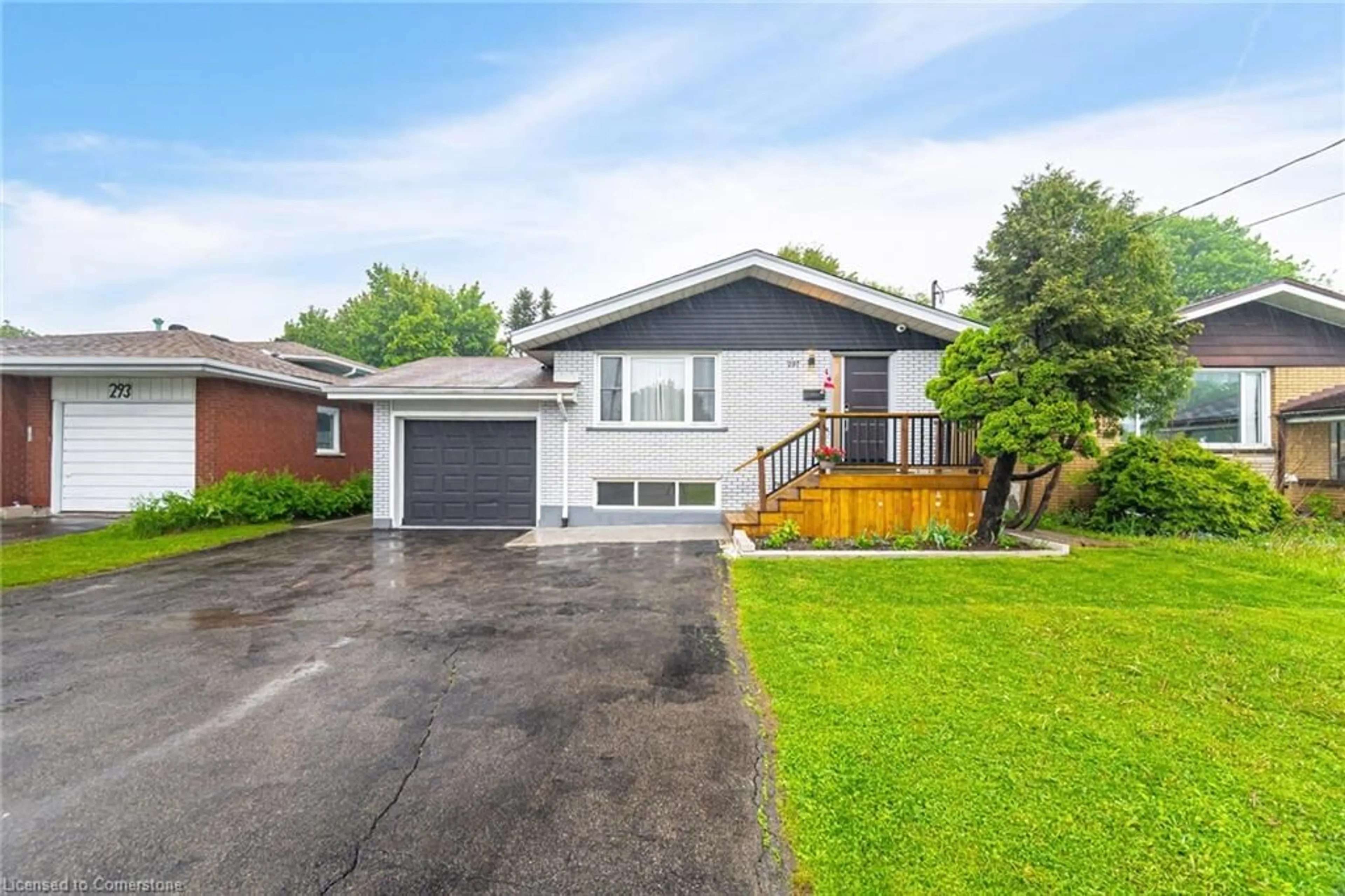 Unknown for 297 Mohawk Rd, Hamilton Ontario L9C 1W2
