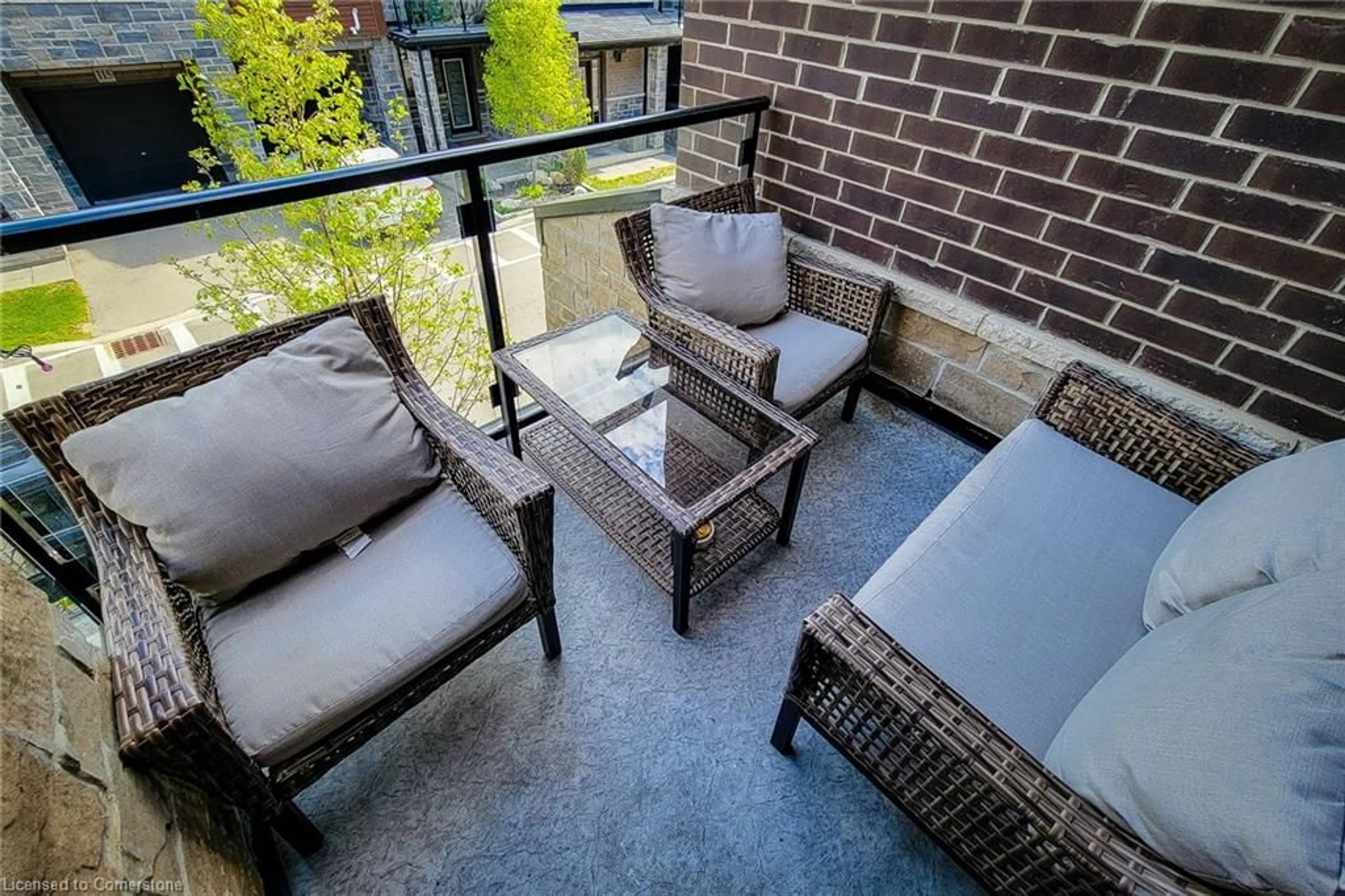 Patio, street for 30 Times Square Blvd #94, Stoney Creek Ontario L8J 0M1