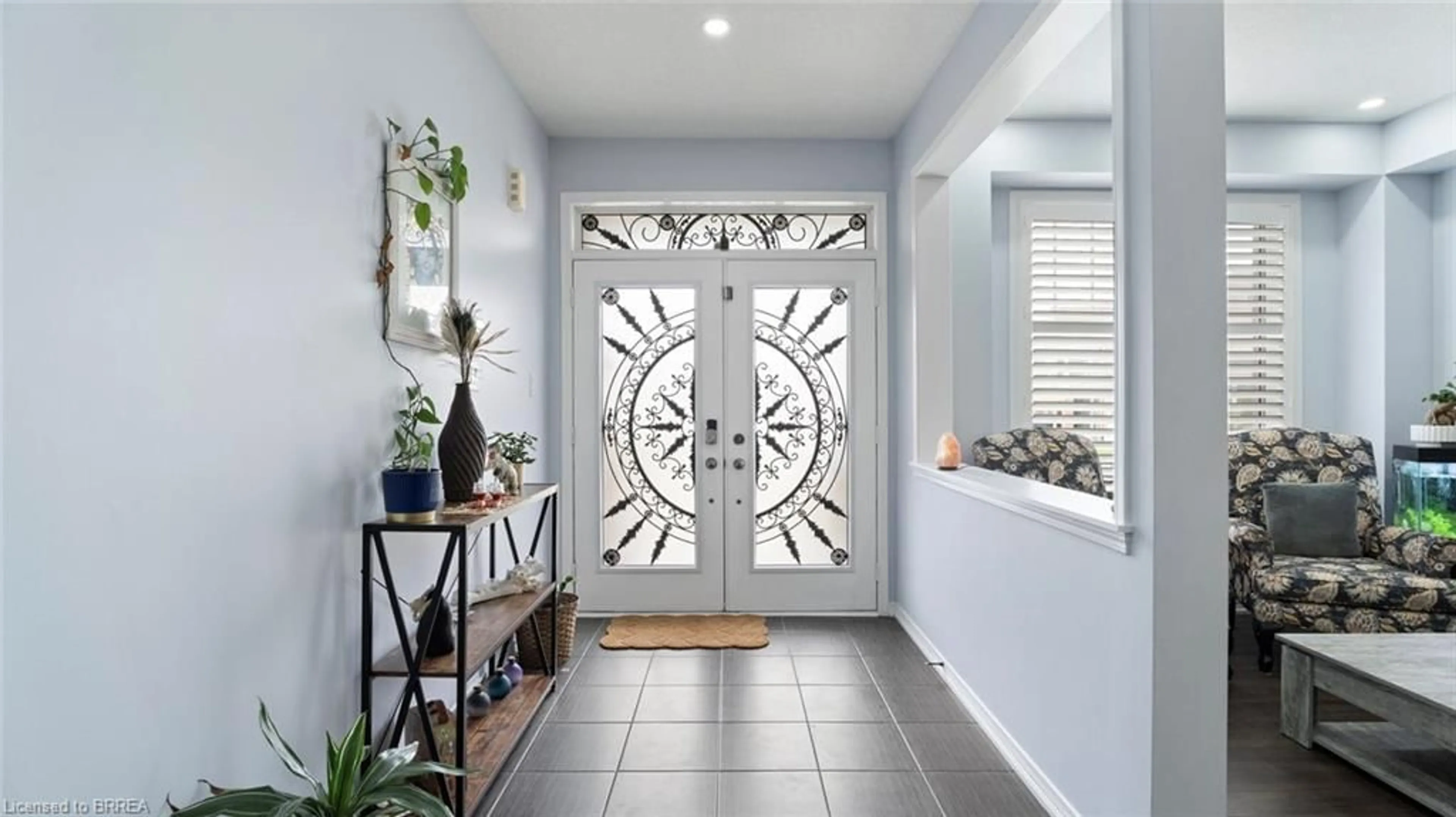 Indoor entryway for 51 Burgess Cres, Brantford Ontario N3T 0J4