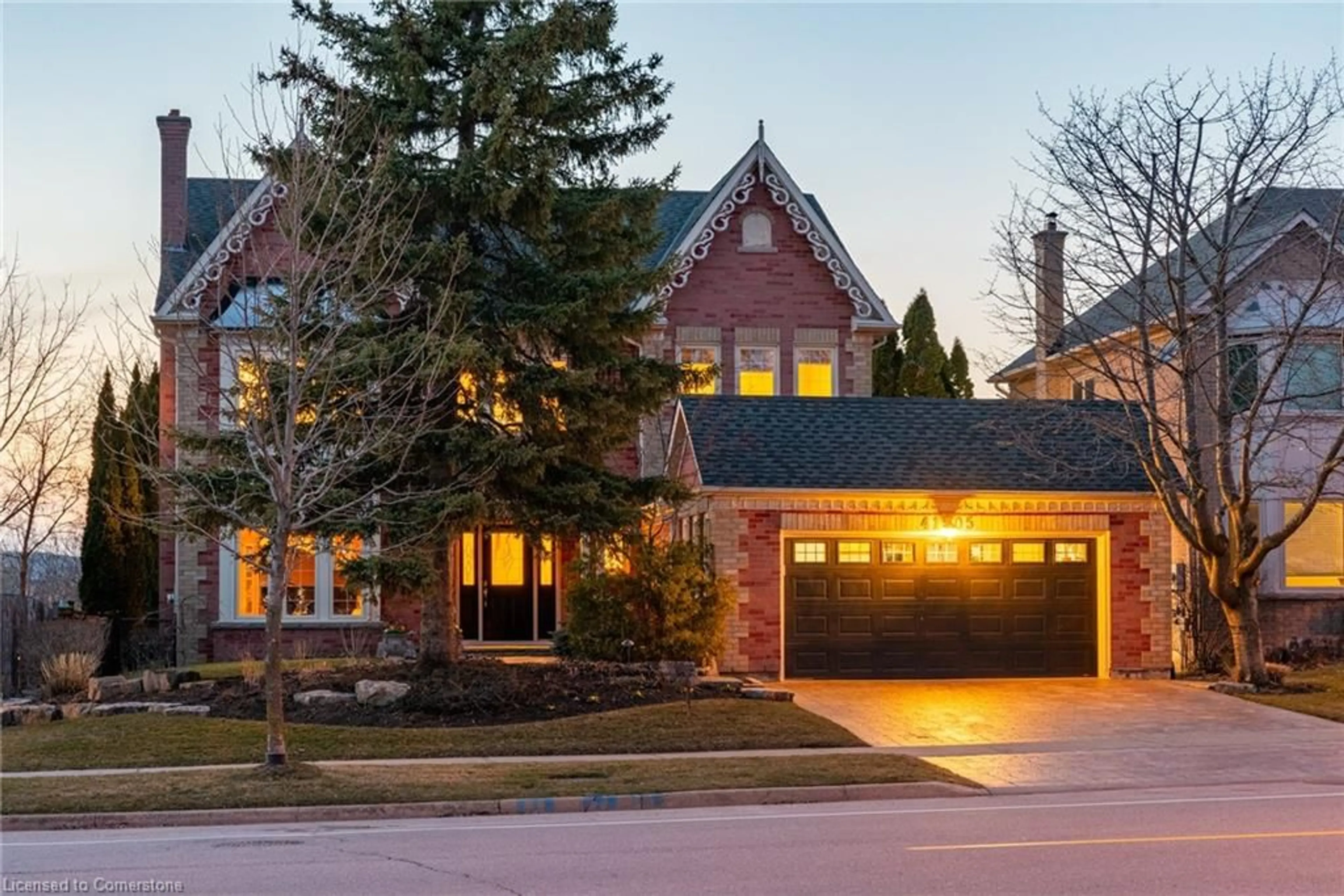 Home with brick exterior material, street for 4105 Millcroft Park Dr, Burlington Ontario L7M 3V9