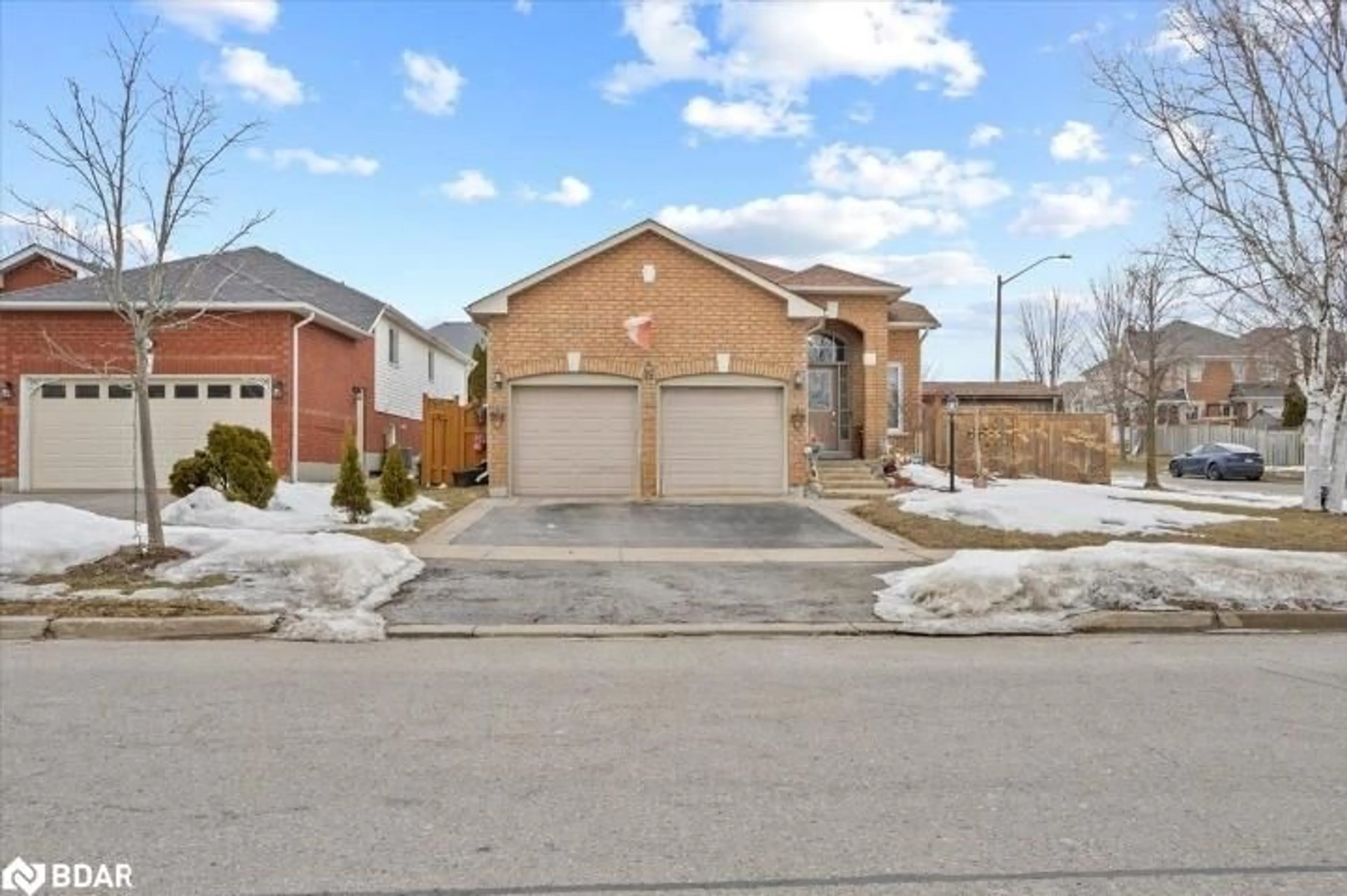 Home with brick exterior material, street for 16 Goodwin Ave, Bowmanville Ontario L1C 4Z4