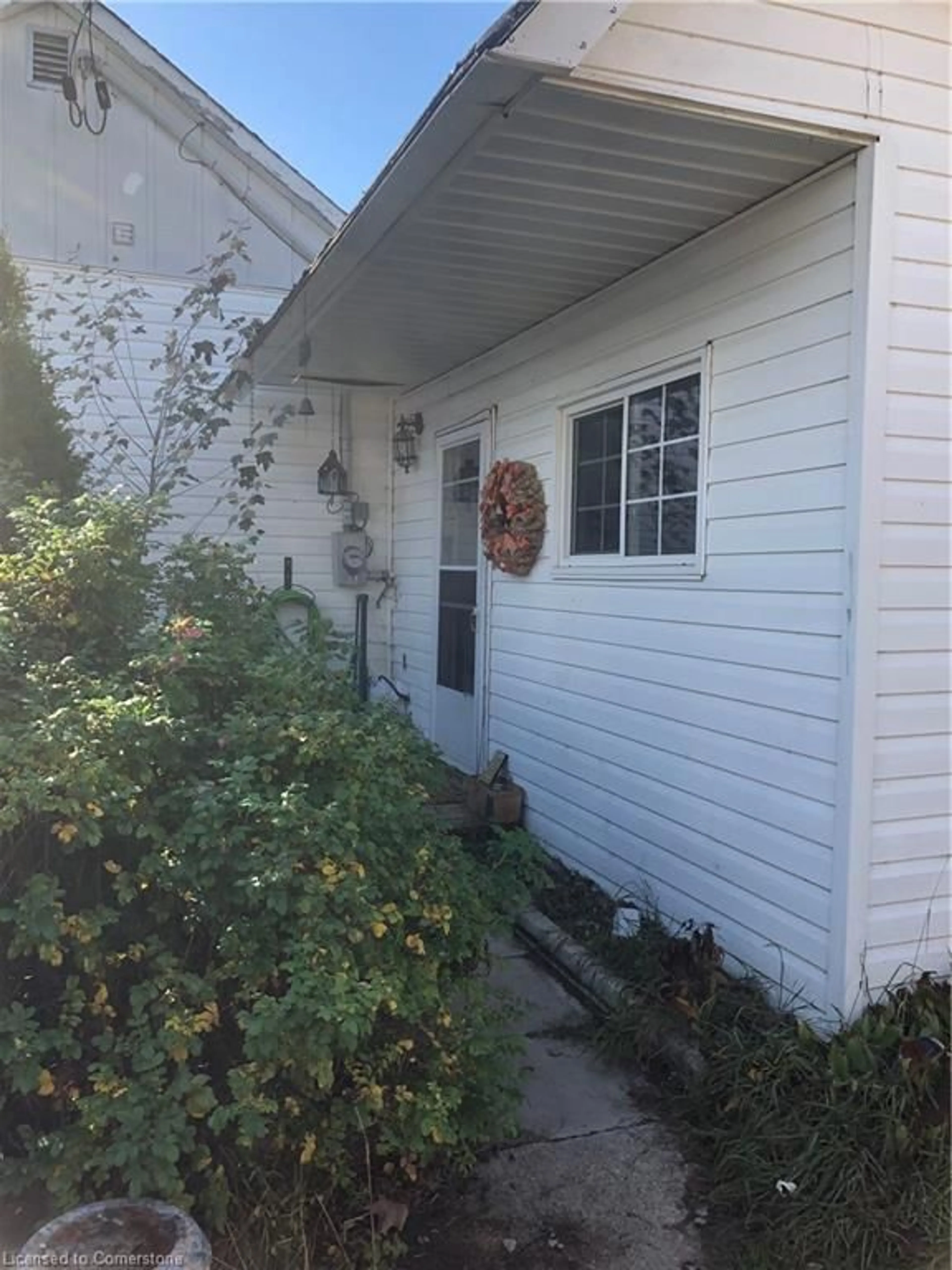 Home with vinyl exterior material, street for 55 Poupore St, Gogama Ontario P0M 1W0