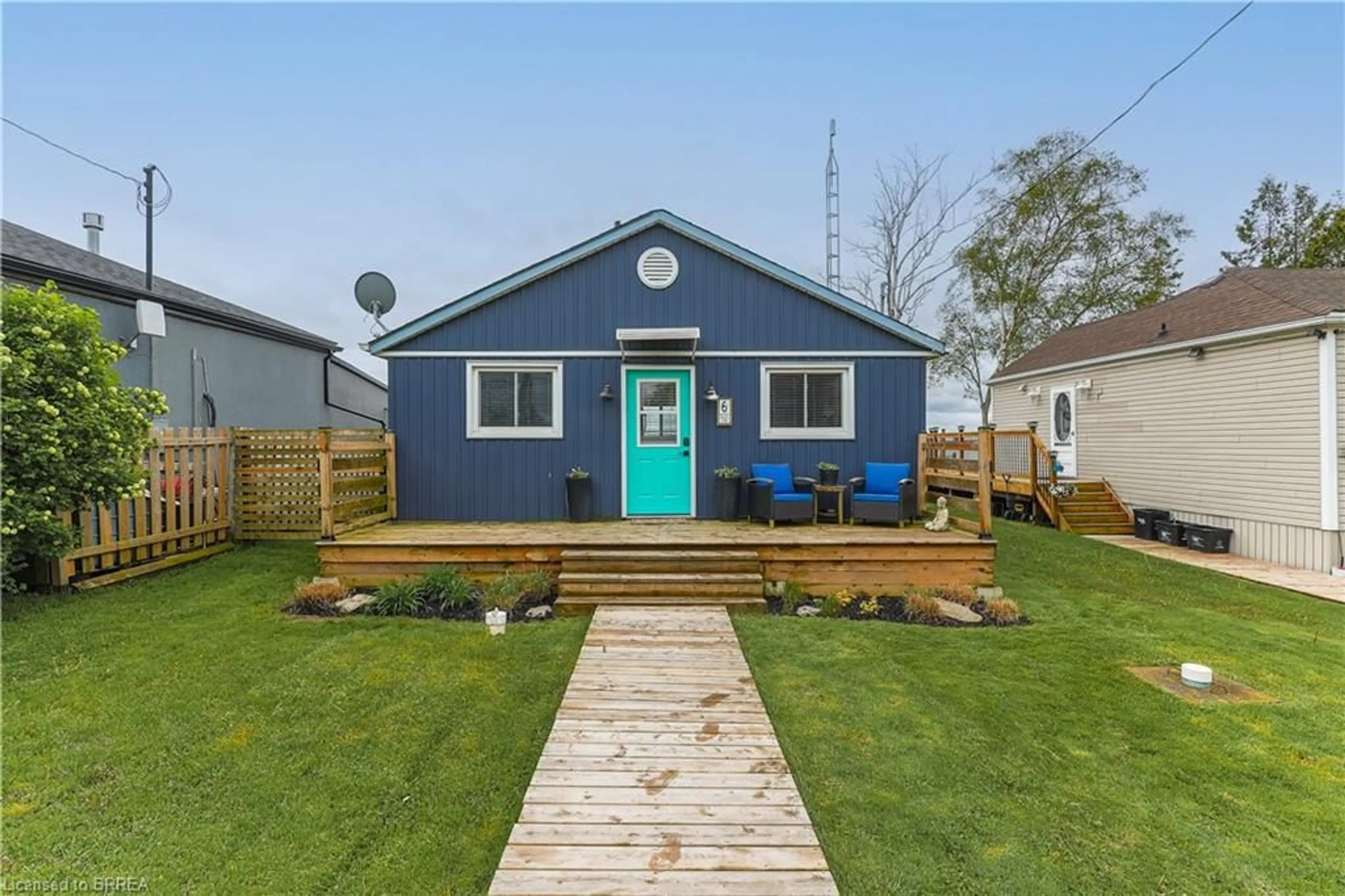 Home with vinyl exterior material, street for 6 Hickory Beach Lane, Nanticoke Ontario N0A 1L0