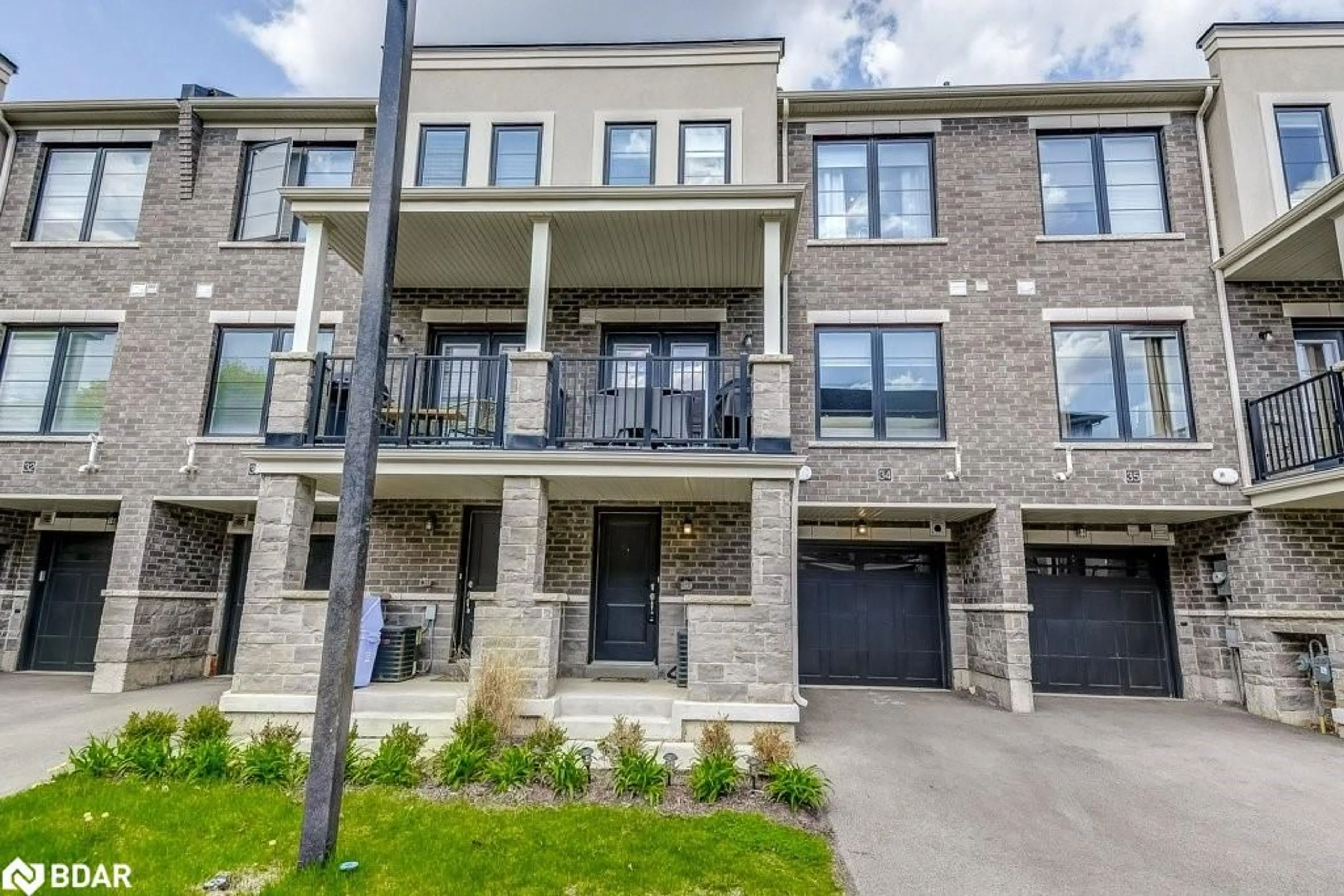 Unknown for 383 Dundas St #34, Waterdown Ontario L8B 1X6