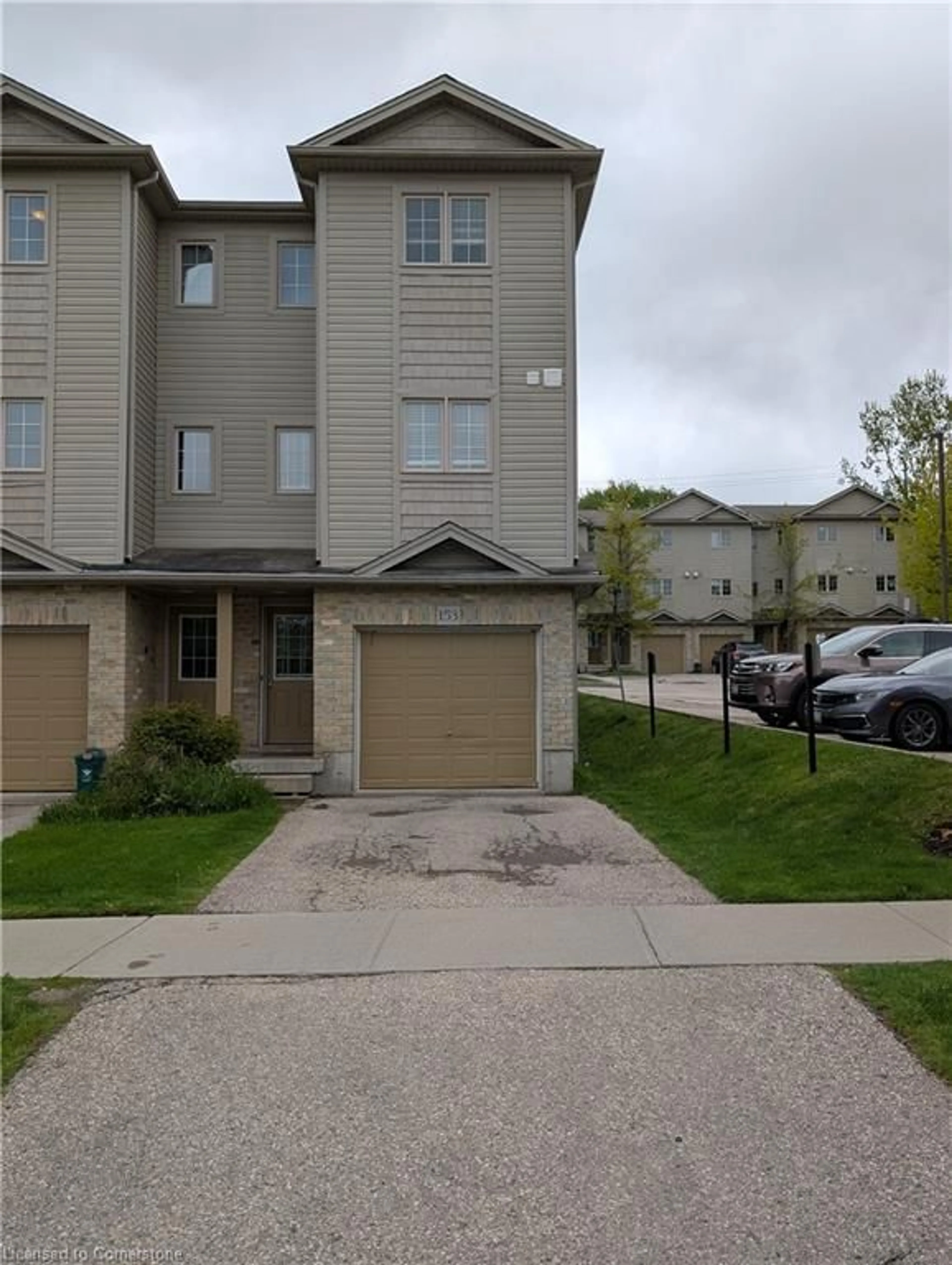 A pic from outside/outdoor area/front of a property/back of a property/a pic from drone, street for 153 Highland Cres, Kitchener Ontario N2M 0A1