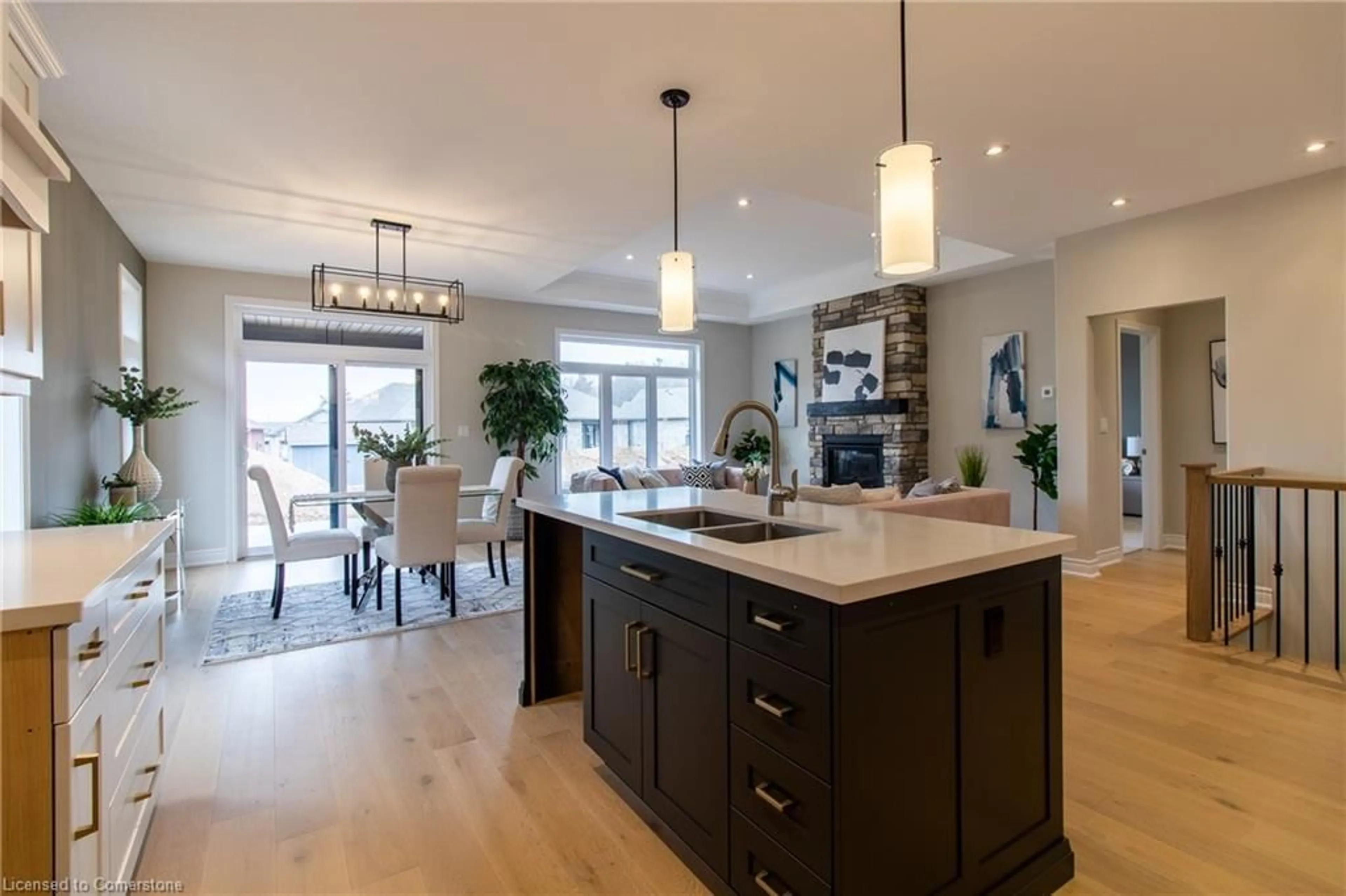 Open concept kitchen, unknown for 82 Duchess Dr, Delhi Ontario N4B 0B3