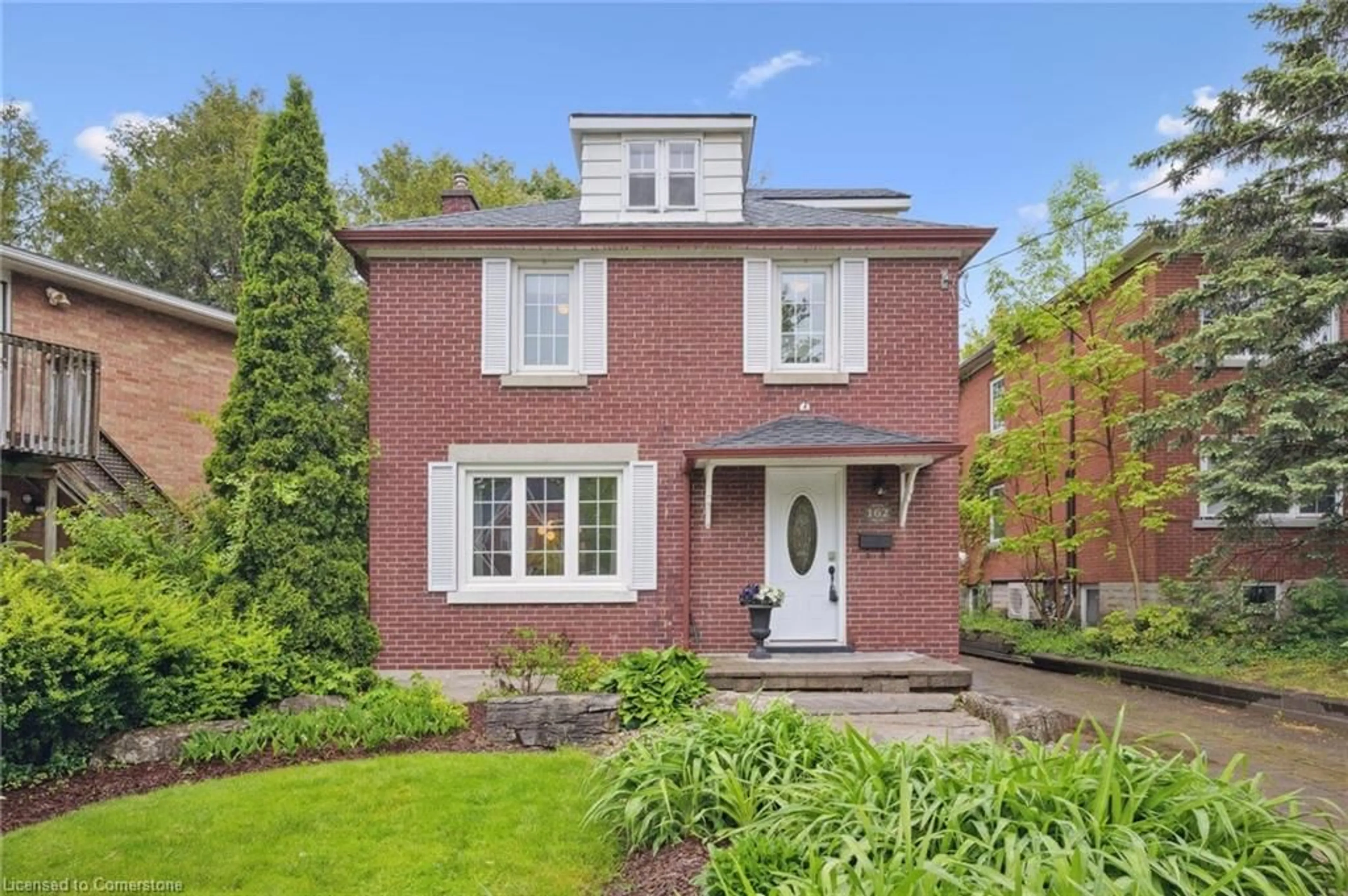 Home with brick exterior material, street for 162 Moore St, Waterloo Ontario N2J 1X6