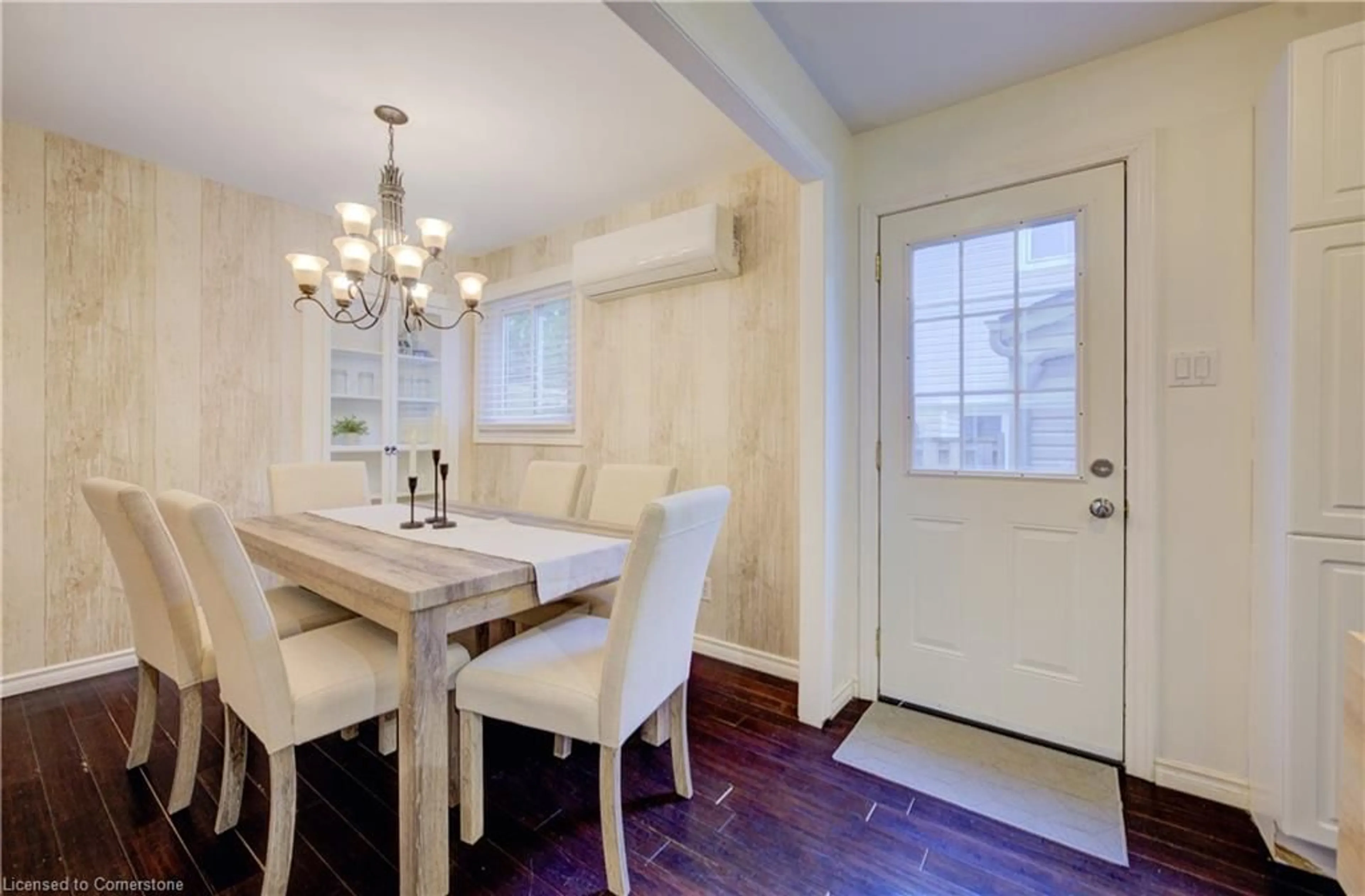 Dining room, wood/laminate floor for 192 Silver Aspen Cres, Kitchener Ontario N2N 1J1