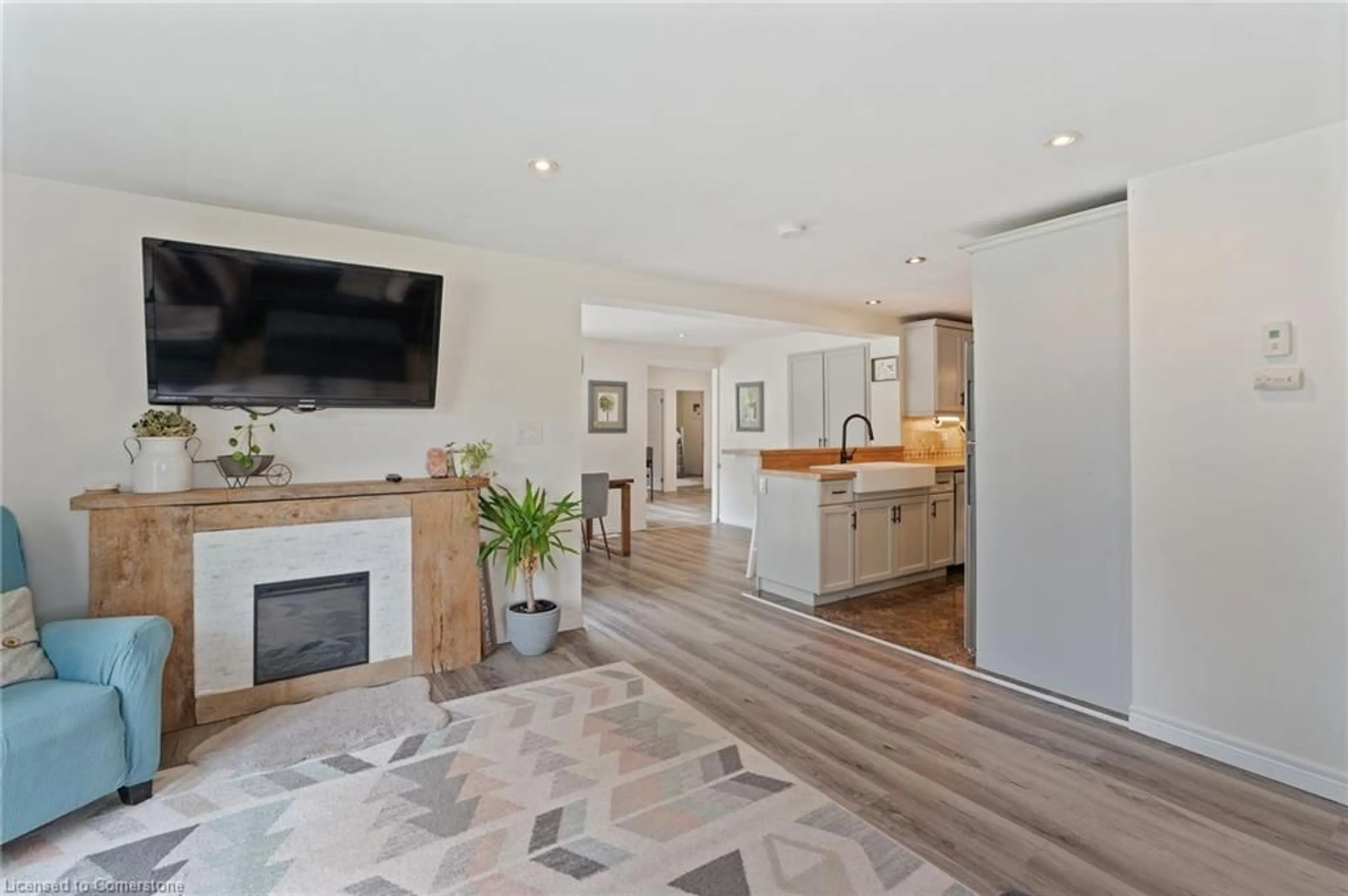 Open concept kitchen, unknown for 398 Concession 5 Rd, Fisherville Ontario N0A 1G0