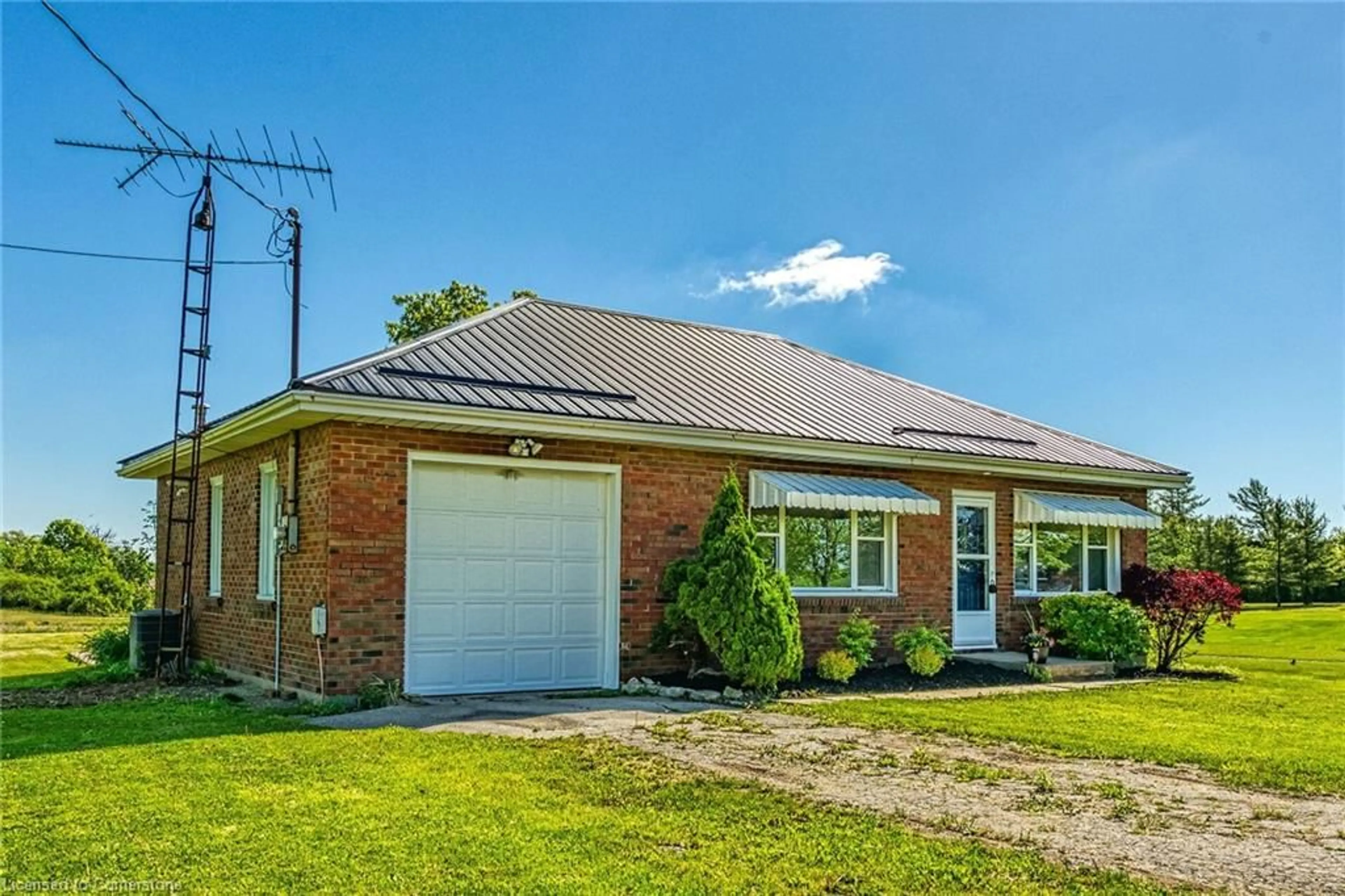 Home with brick exterior material, street for 121 Port Maitland Rd, Dunnville Ontario N1A 2W6