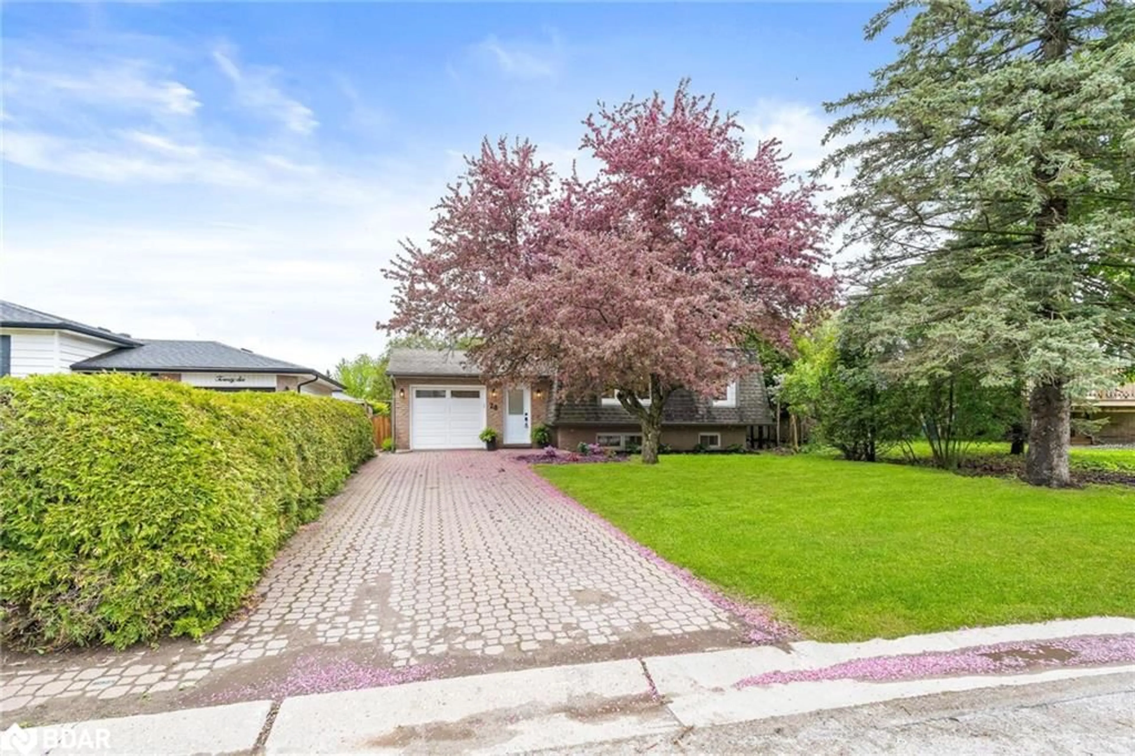 Unknown for 28 Norman Ave, Acton Ontario L7J 2R4