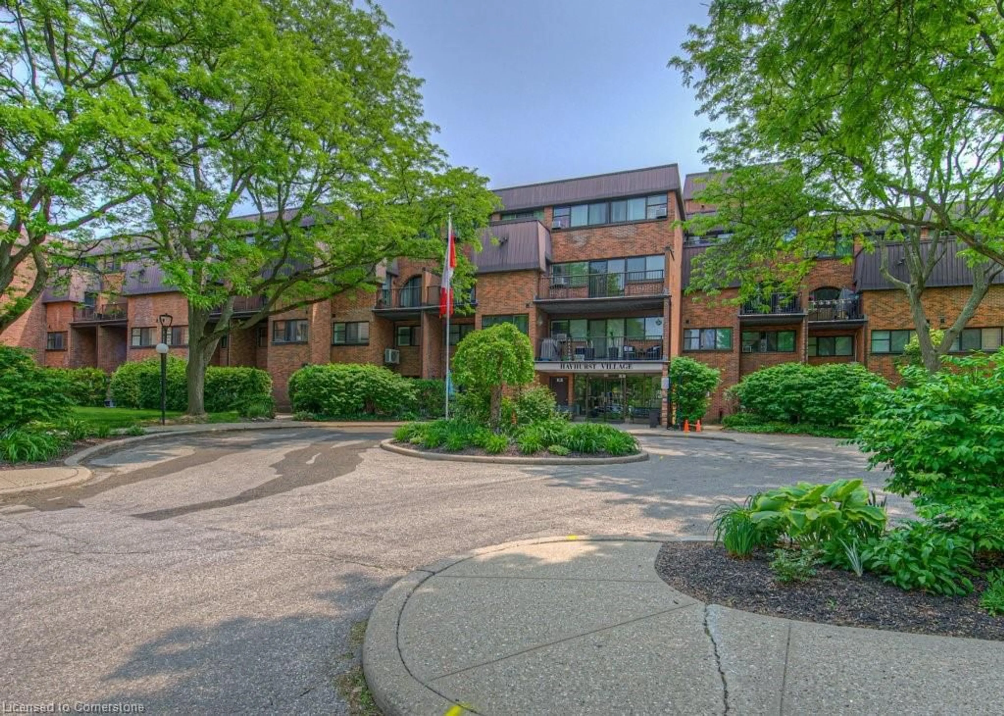 Patio, street for 36 Hayhurst Rd #367, Brantford Ontario N3R 6Y9