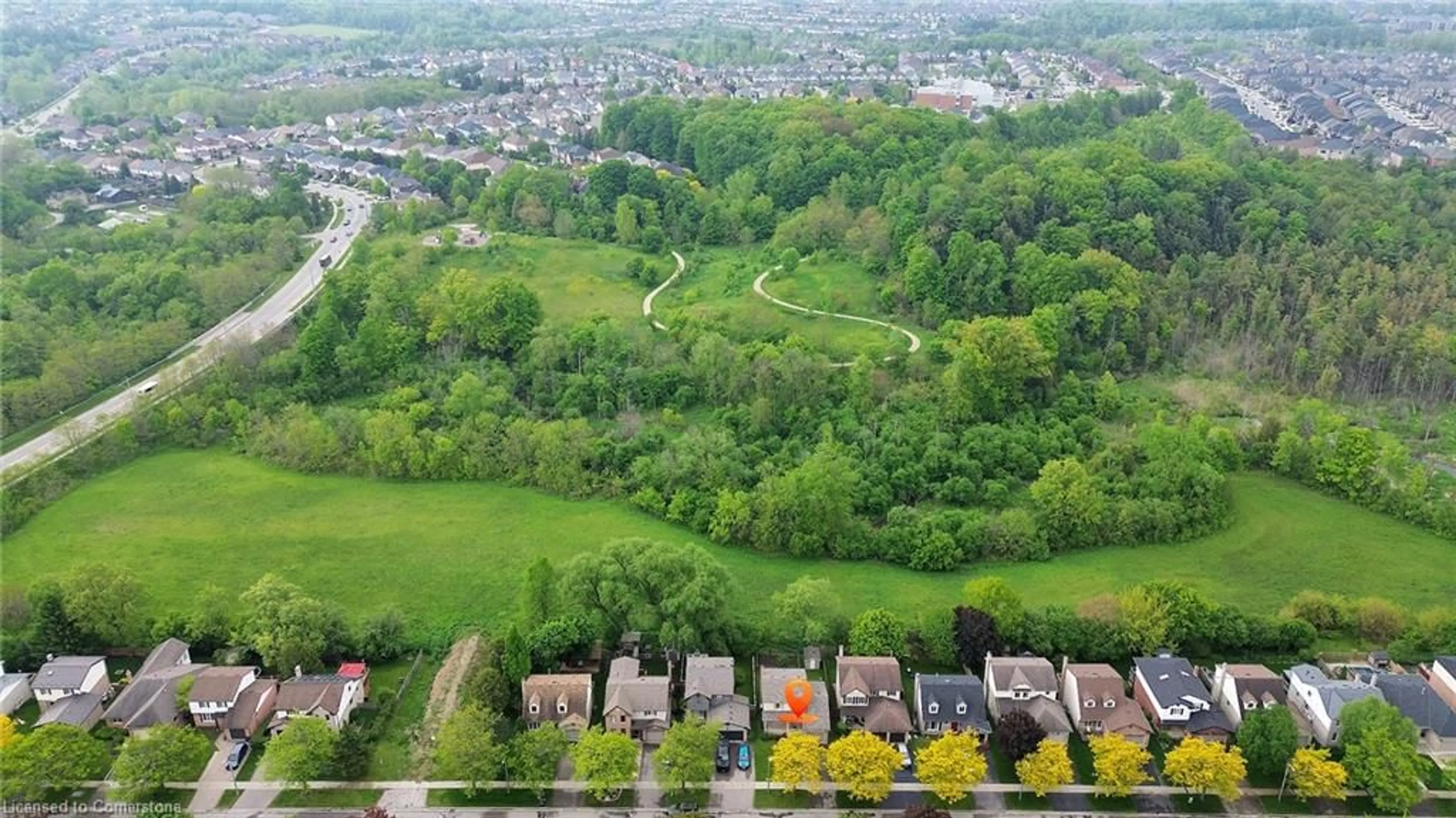 A pic from outside/outdoor area/front of a property/back of a property/a pic from drone, unknown for 47 Anvil St, Kitchener Ontario N2P 1X7