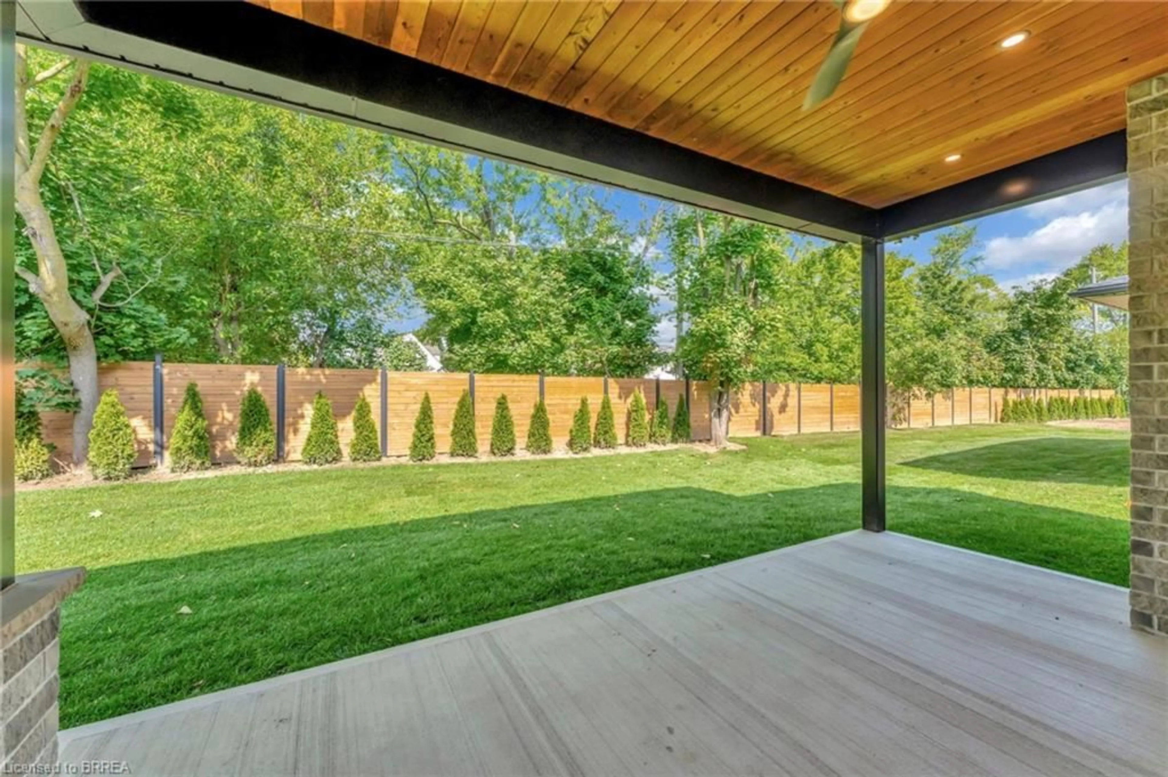 Patio, forest/trees view for 161 Parkside Dr, Brantford Ontario N3T 0S9