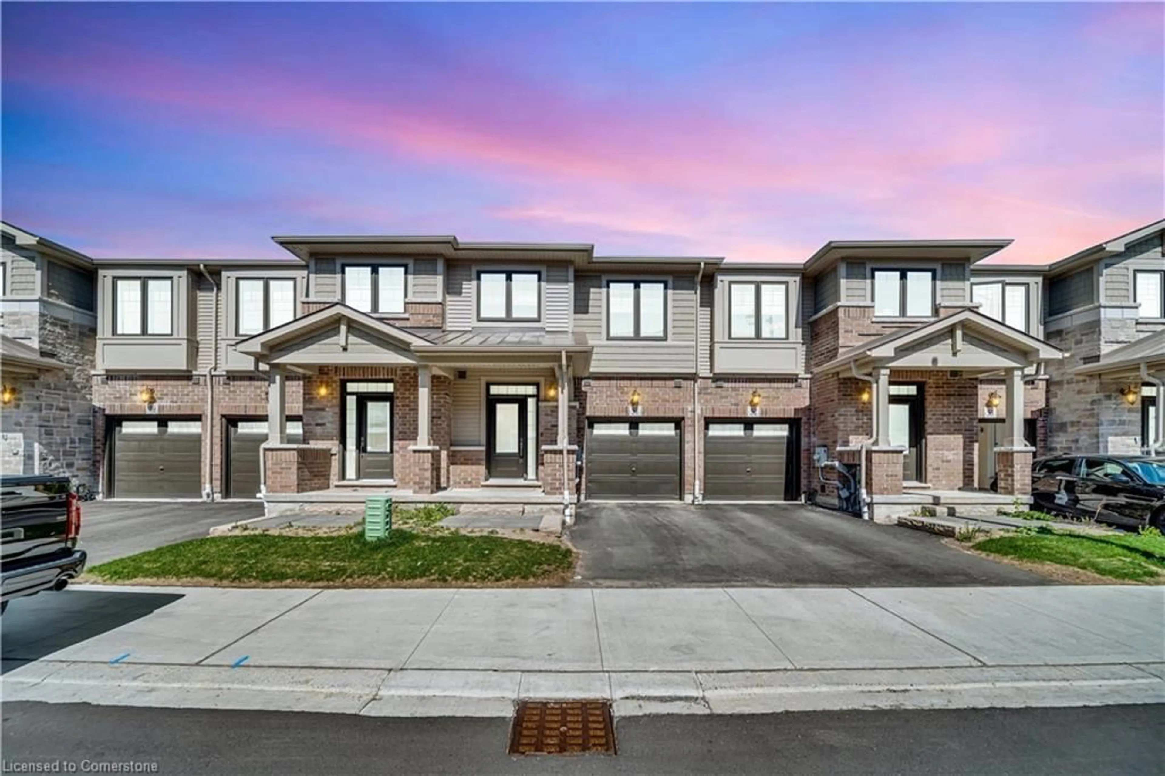 Unknown for 100 Hollywood Crt #51, Cambridge Ontario N1R 0C5