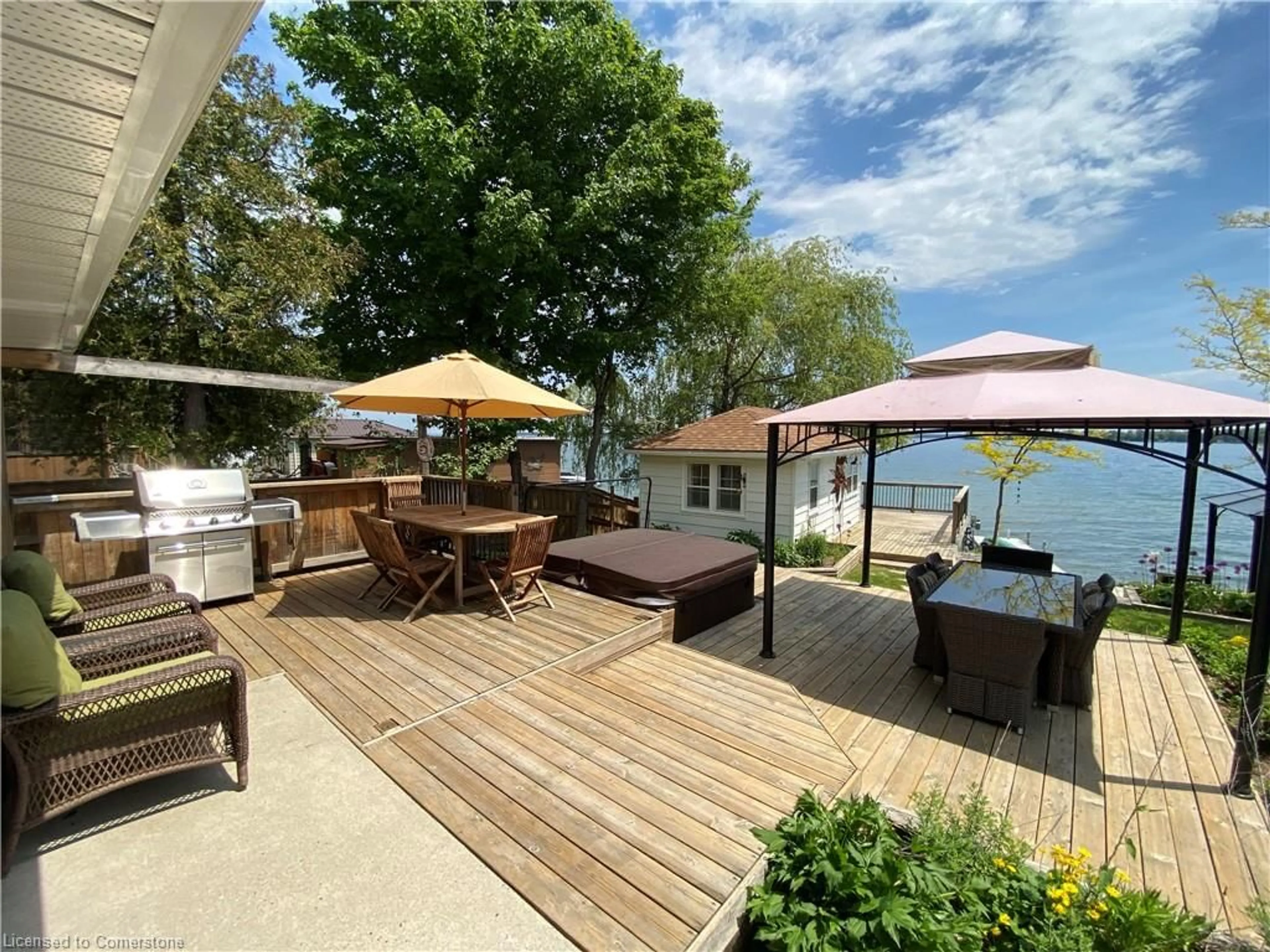 Patio, water/lake/river/ocean view for 865 Adams Rd, Innisfil Ontario L9S 4C9