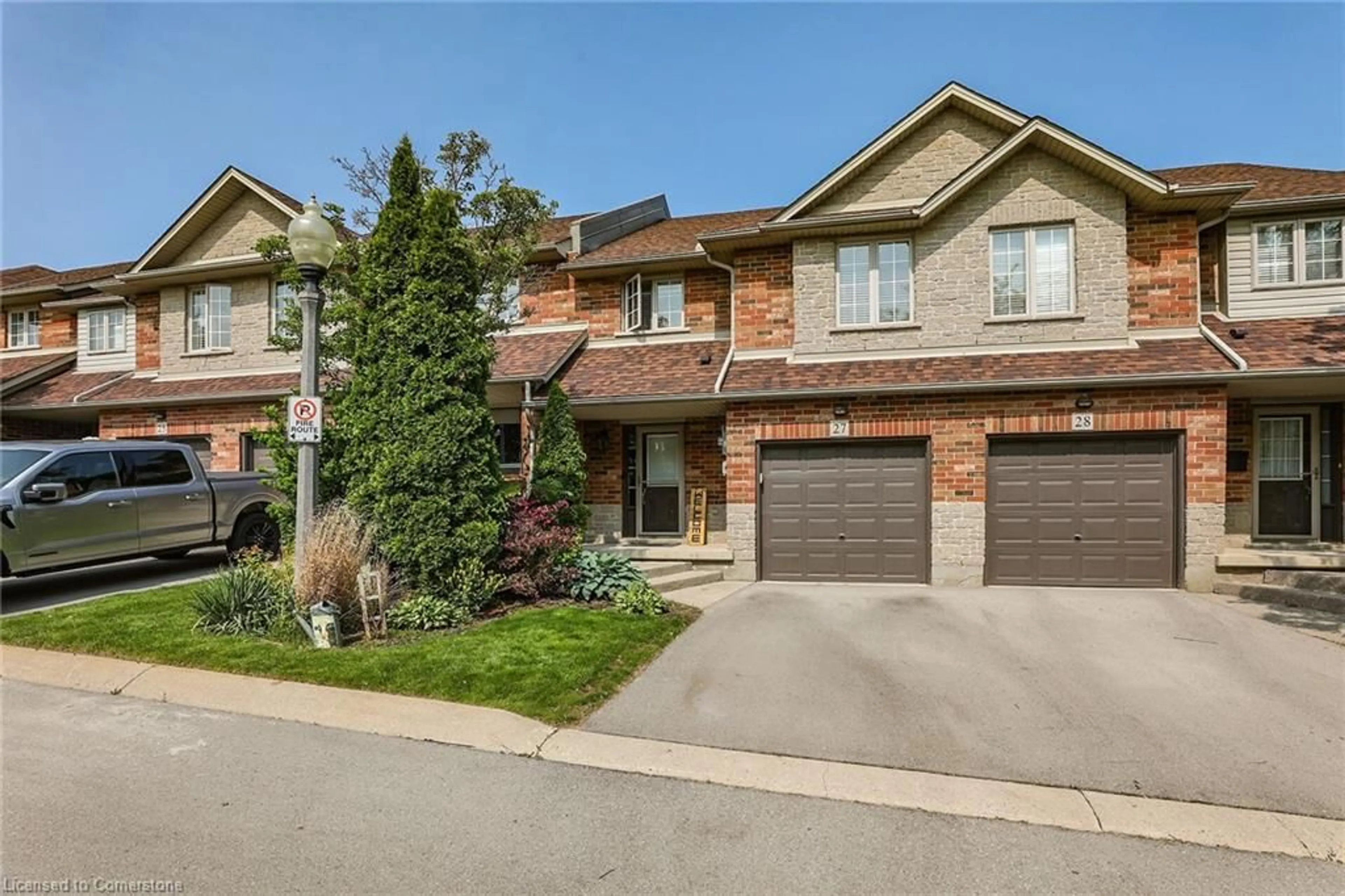 Home with brick exterior material, street for 18 Cedar St #27, Grimsby Ontario L3M 5M7