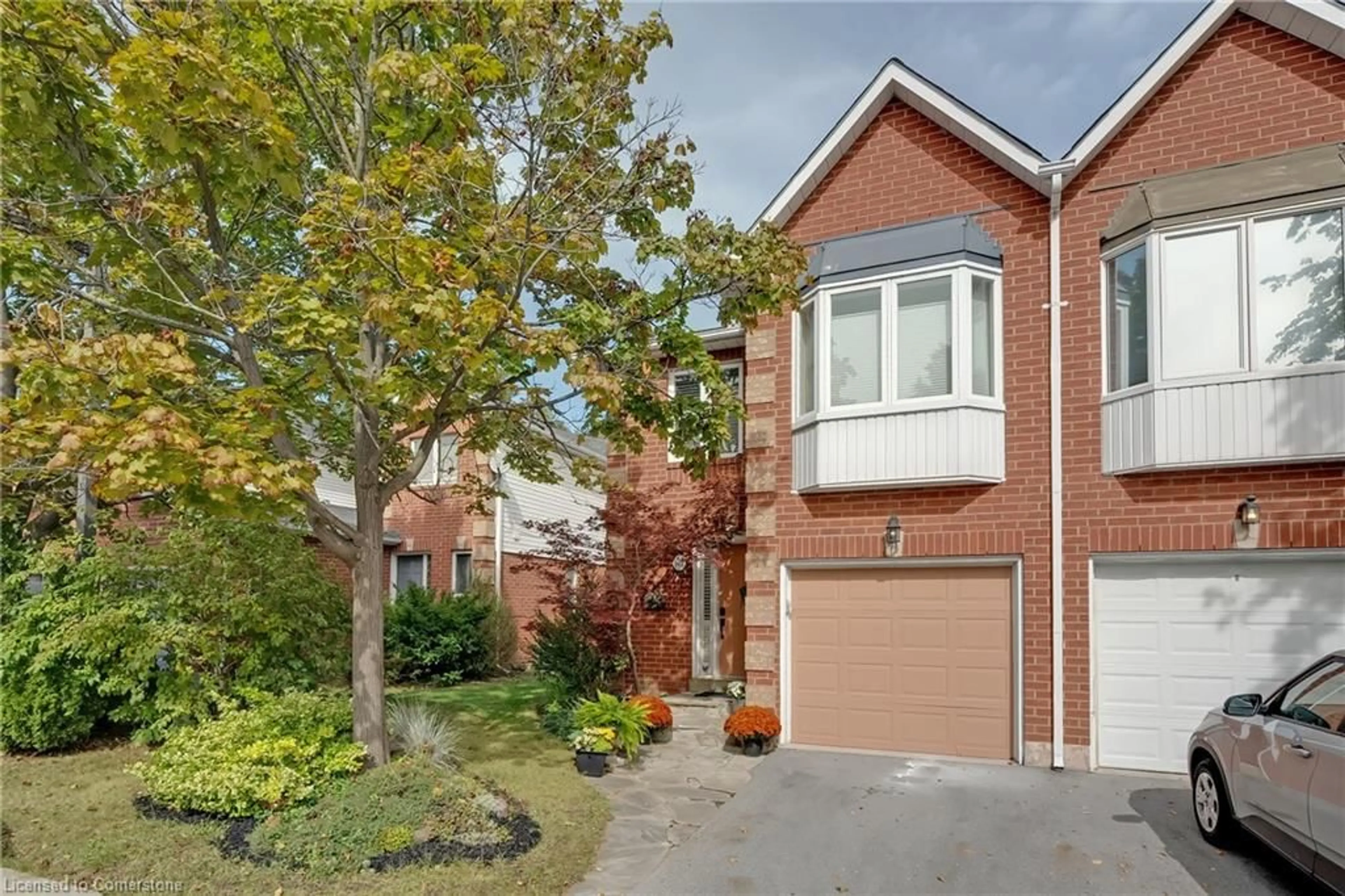 Home with brick exterior material, street for 1240 Westview Terr #87, Oakville Ontario L6M 3M4