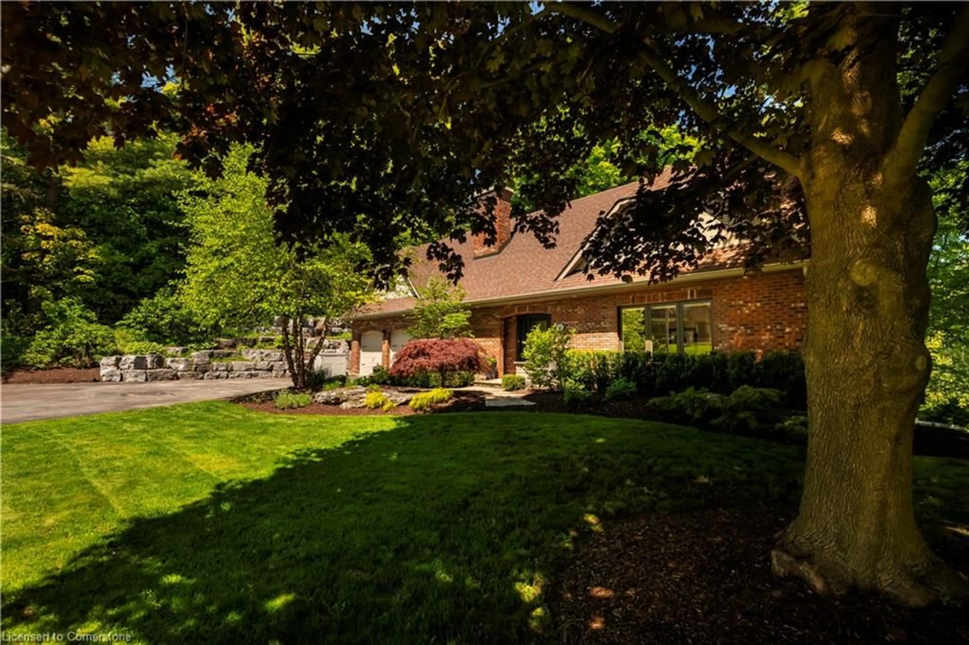 A pic from outside/outdoor area/front of a property/back of a property/a pic from drone, street for 49 Wildwood Rd, Glen Williams Ontario L7G 2W8