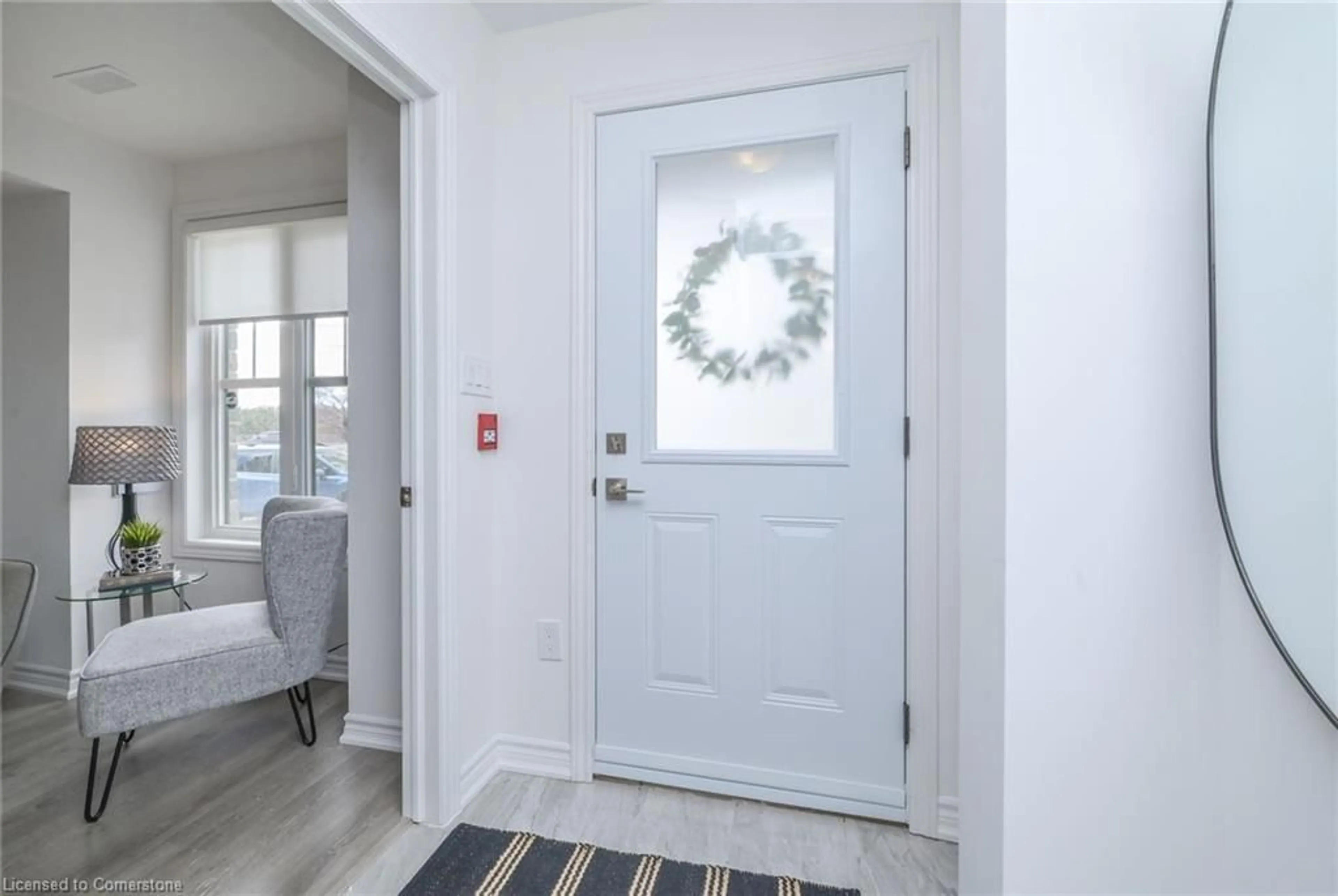 Indoor entryway for 2179C Weston Rd #7, Toronto Ontario M9N 0B5