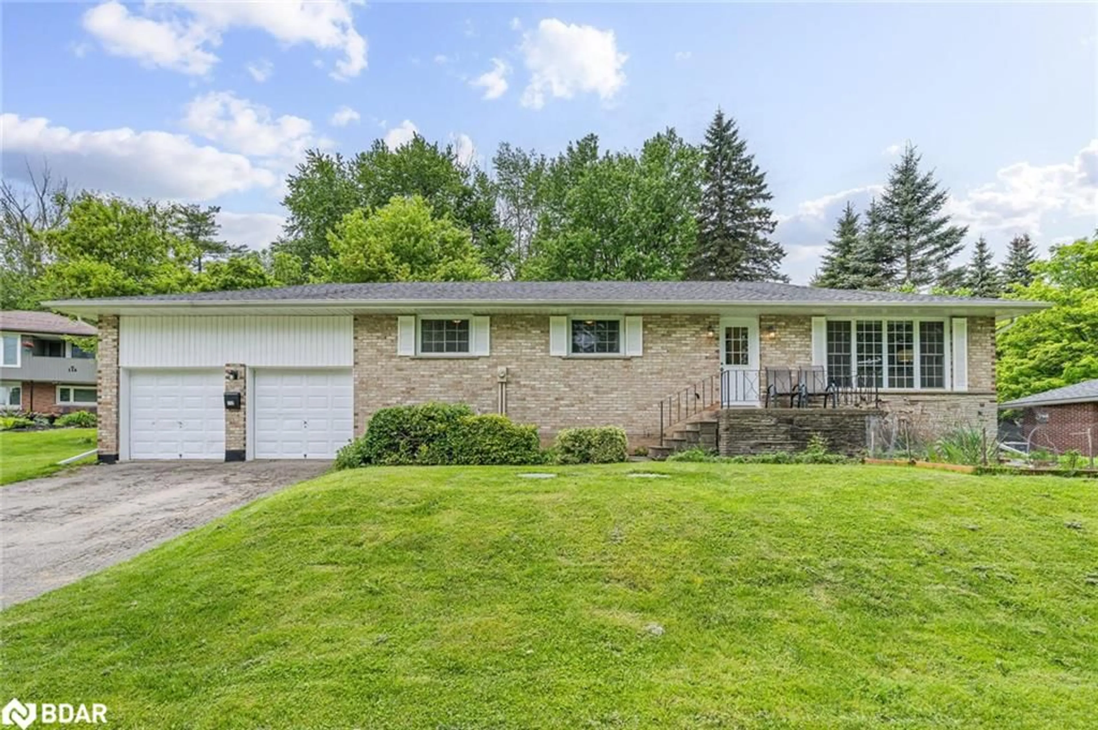 Unknown for 112 Park St, Glen Williams Ontario L7G 2V4