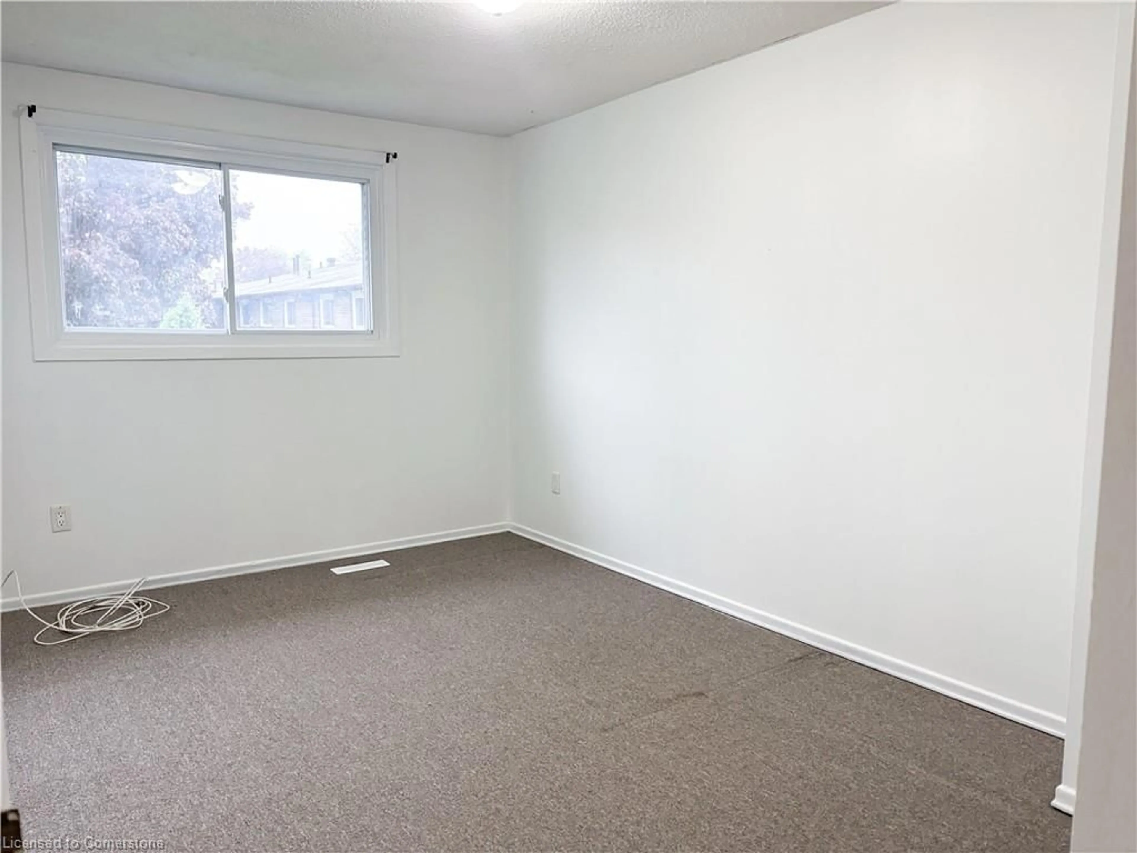 A pic of a room for 30 Regent Ave #37A, Hamilton Ontario L9B 1B3