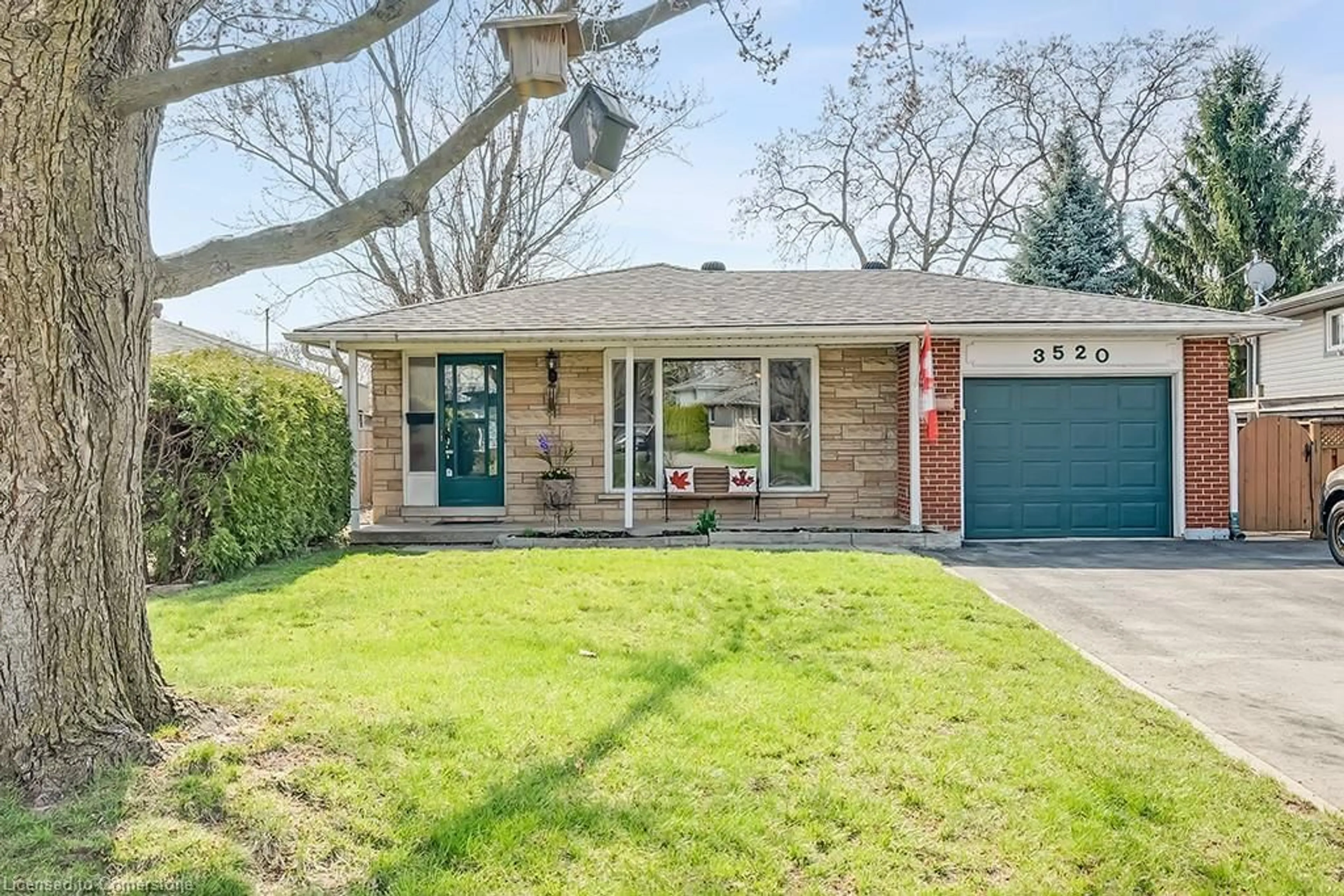Home with brick exterior material, street for 3520 Braemore Pl, Burlington Ontario L7N 2N2