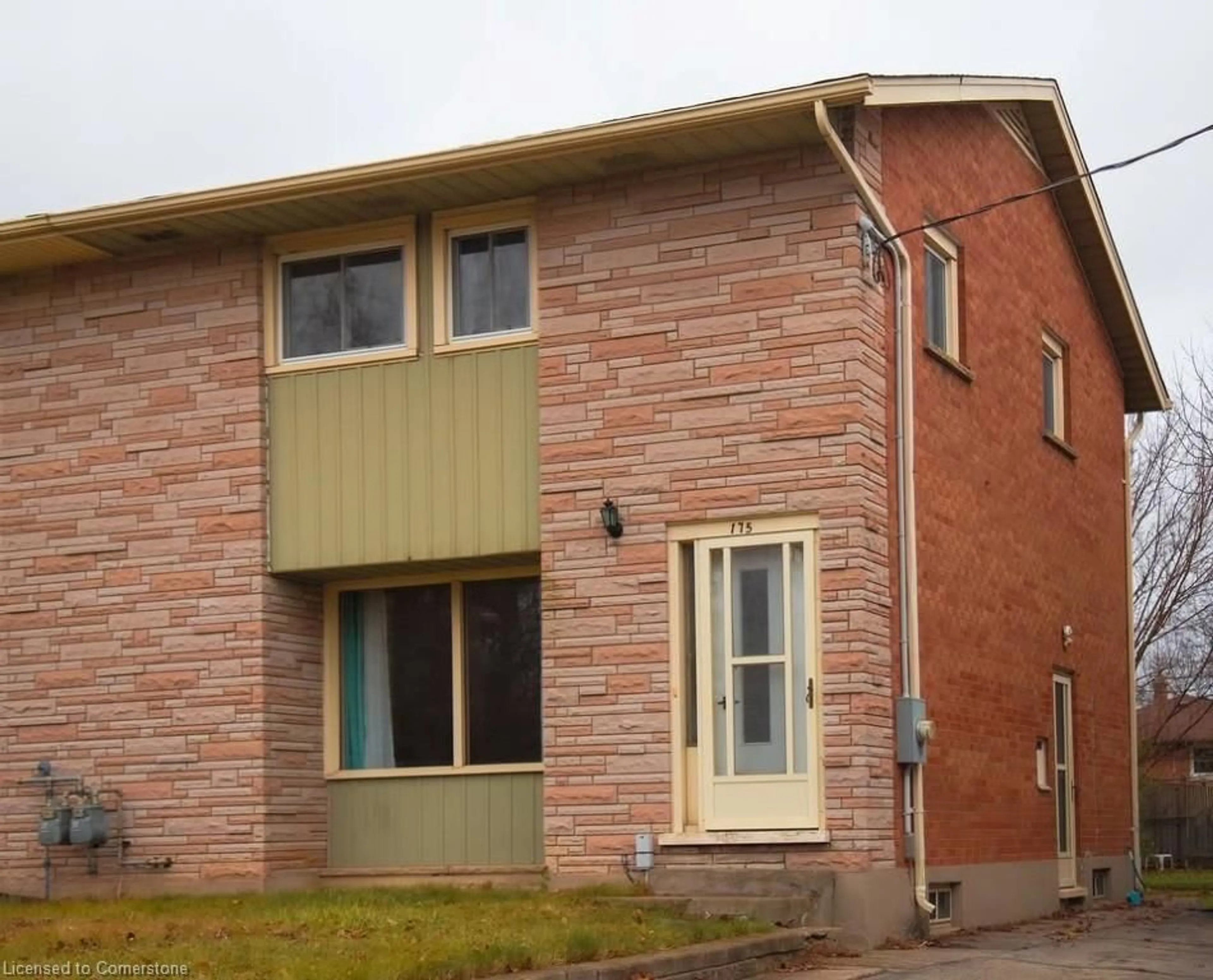 Home with brick exterior material, building for 175 Fourth Ave, Kitchener Ontario N2C 1P3