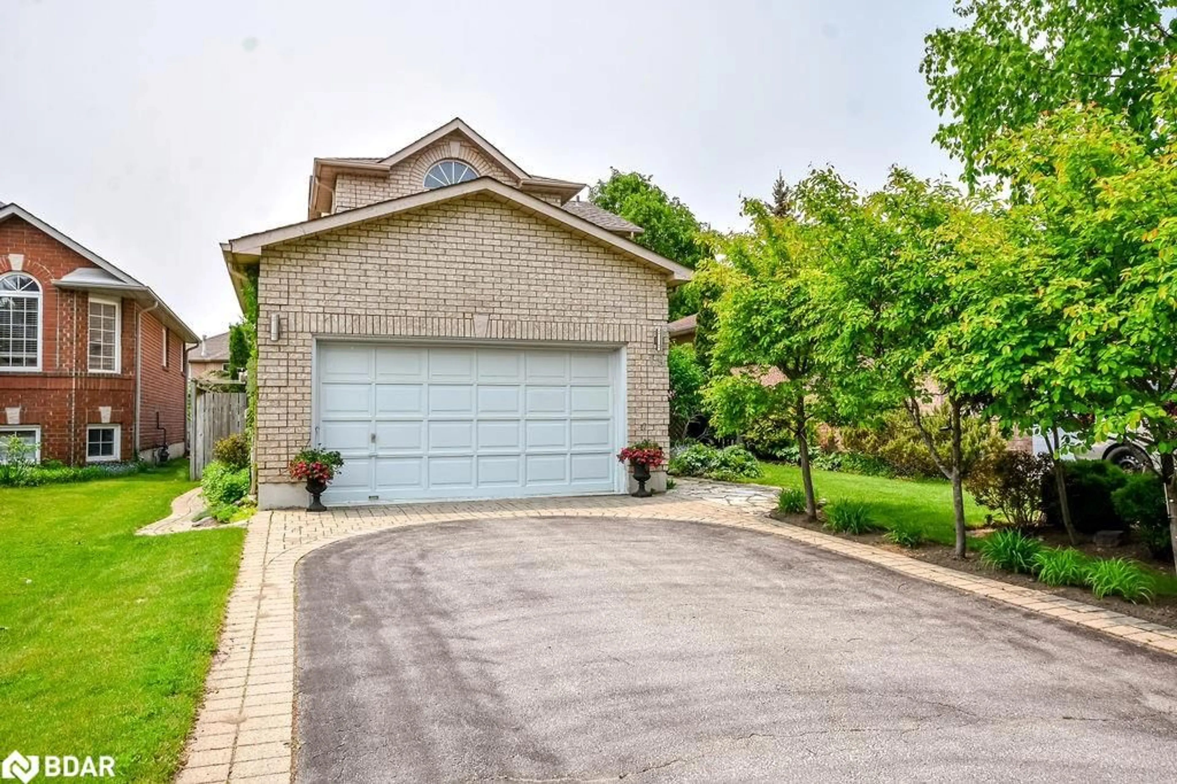 Unknown for 19 Taylor Dr, Barrie Ontario L4N 8K6