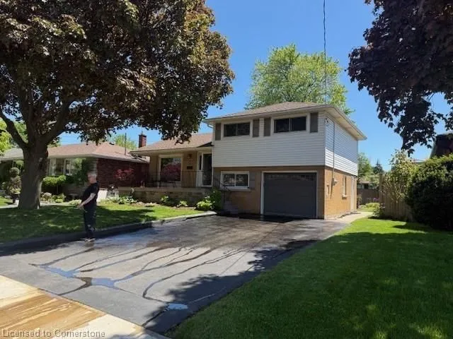Additional image 18 of 35 Cloke Crt