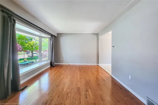 Additional image 39 of 35 Cloke Crt