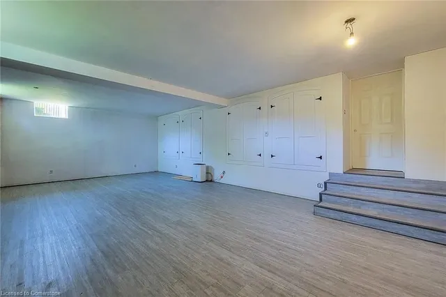 Additional image 30 of 35 Cloke Crt