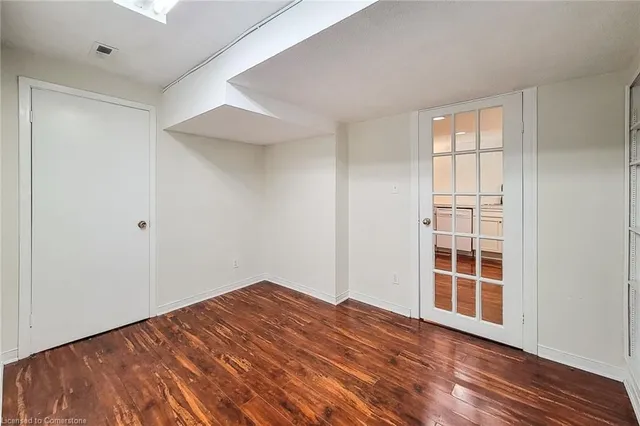 Additional image 23 of 35 Cloke Crt