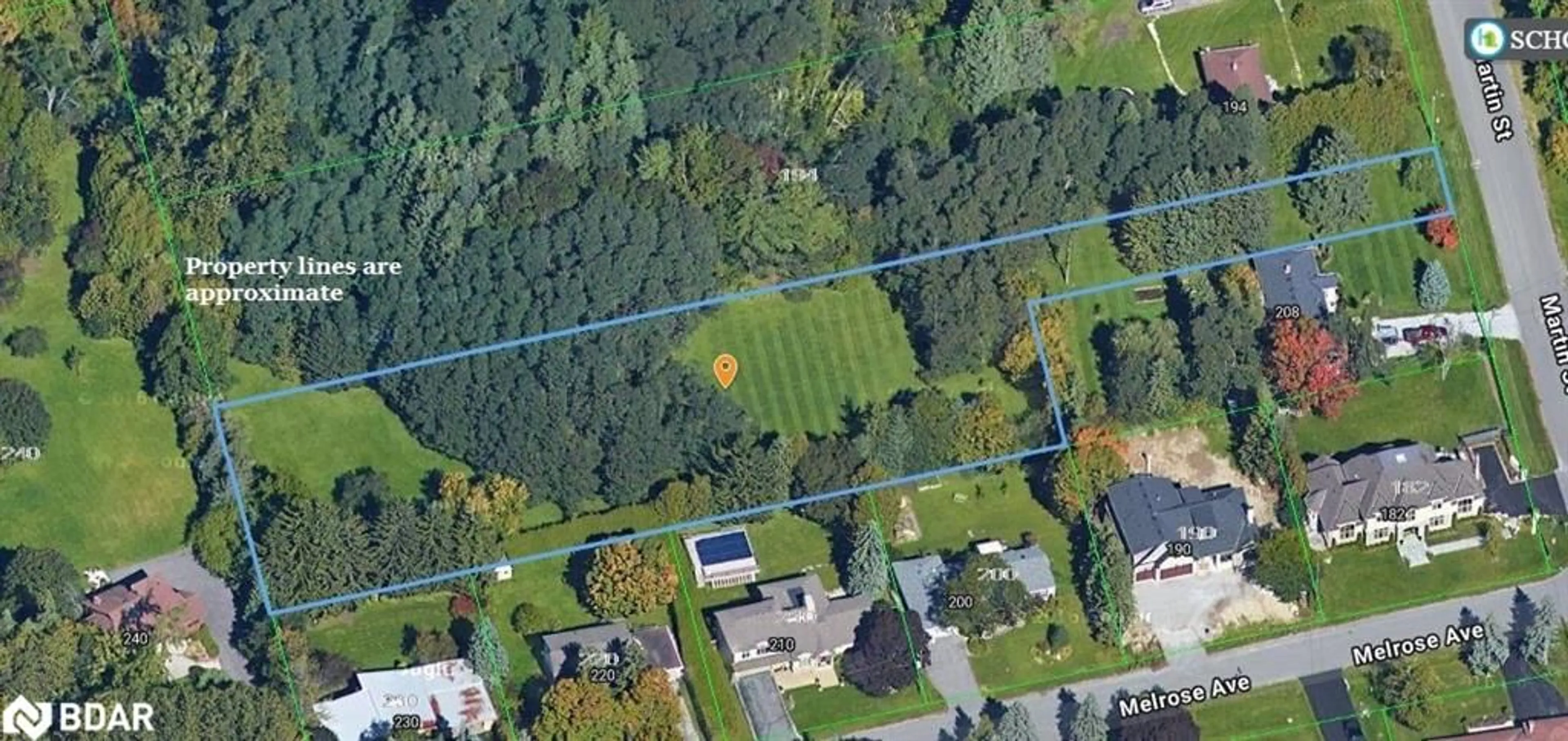 A pic from outside/outdoor area/front of a property/back of a property/a pic from drone, street for 200 Martin St, King City Ontario L7B 1J5