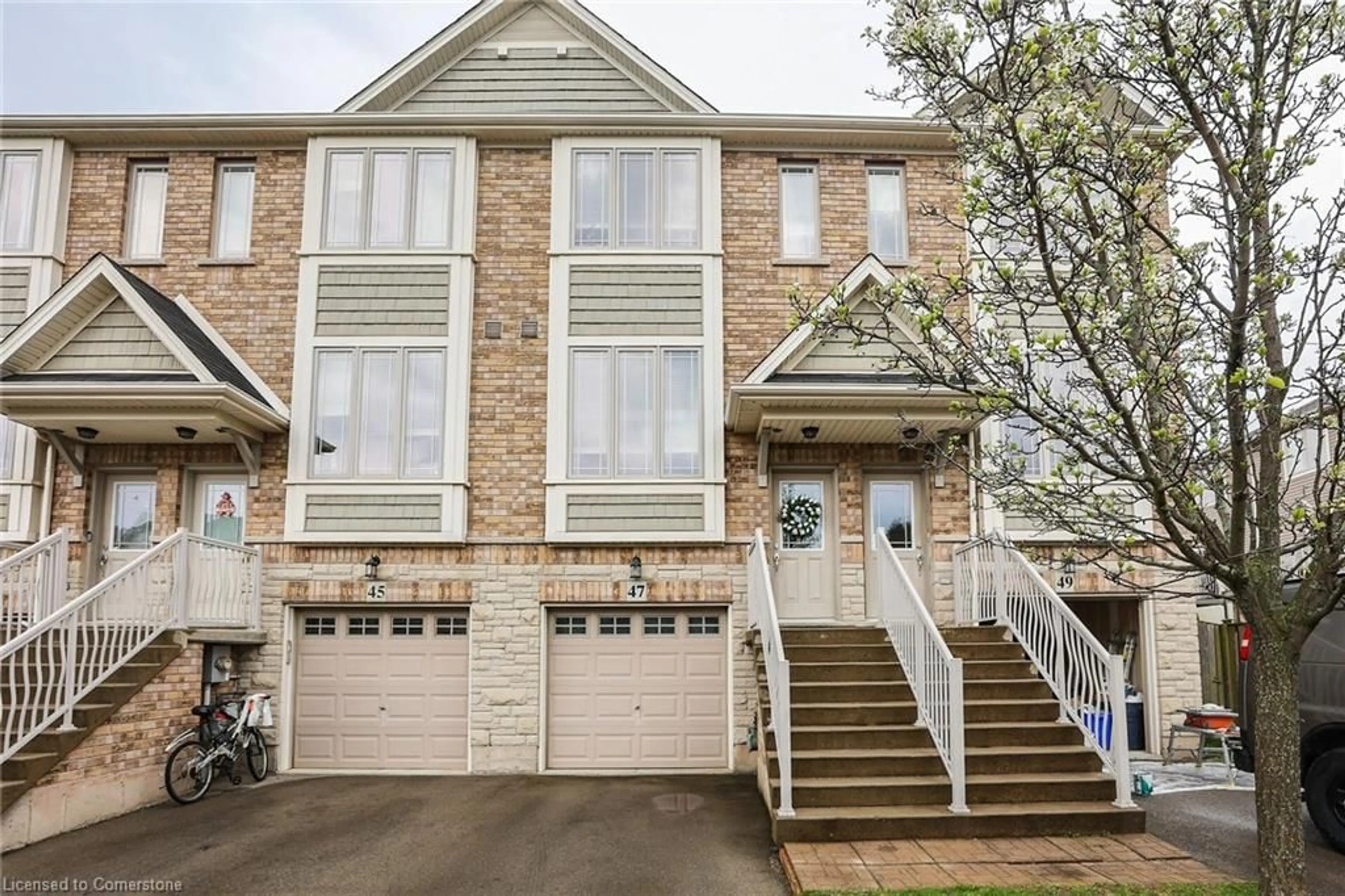 Home with brick exterior material, street for 8 Hemlock Way #47, Grimsby Ontario L3M 0B5
