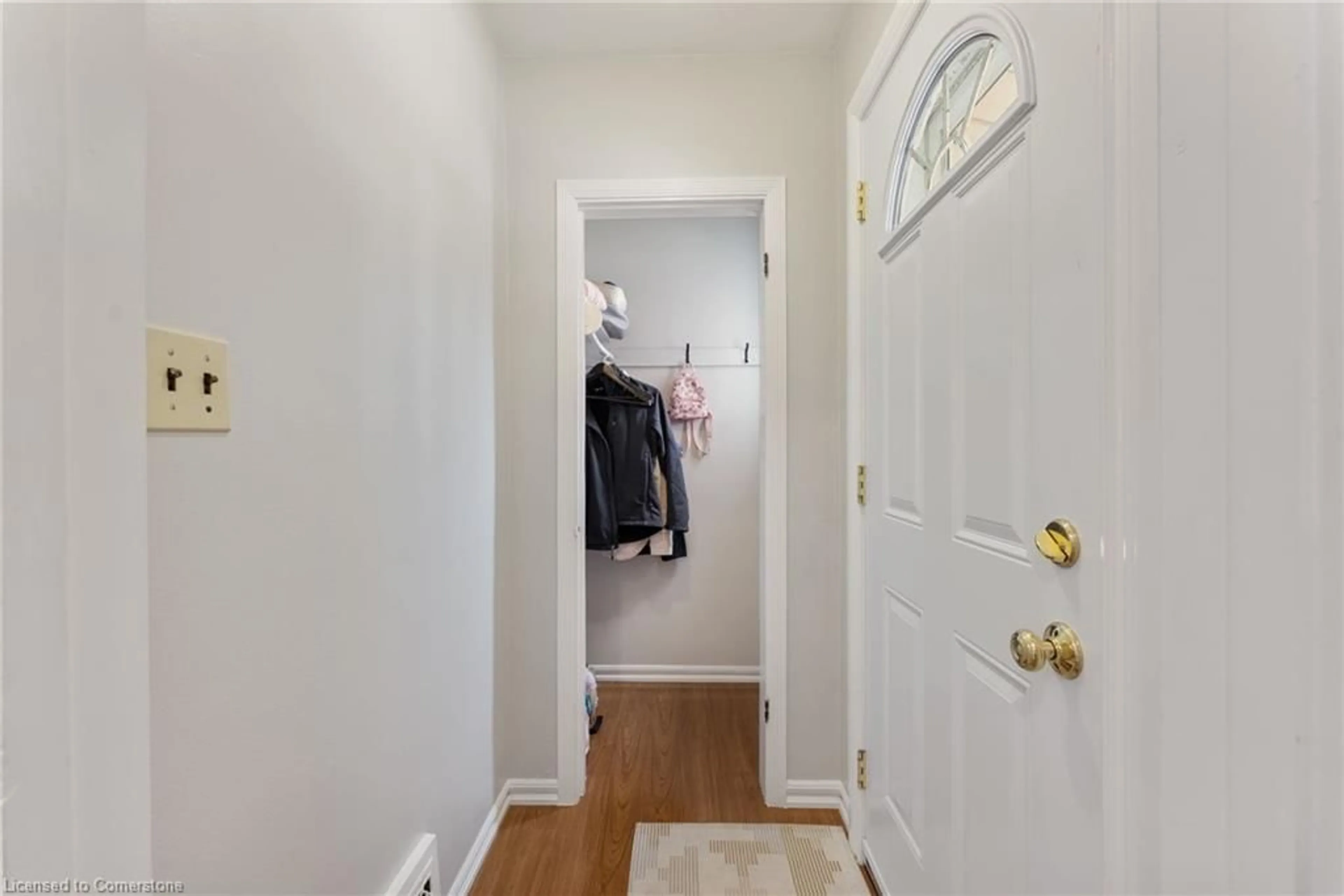 Indoor entryway for 623 Queensdale Ave, Hamilton Ontario L8V 1L8