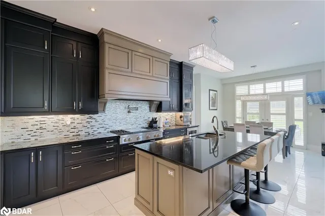 Additional property image - 1 Royal West Drive Dr