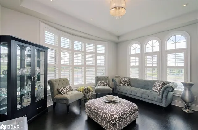 Additional property image - 1 Royal West Drive Dr