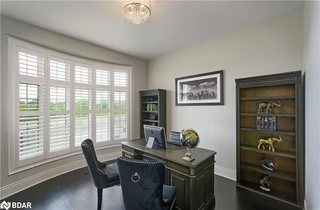 Additional property image - 1 Royal West Drive Dr