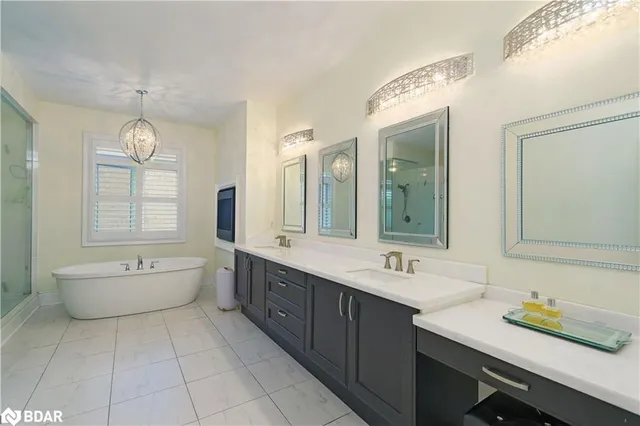 Additional property image - 1 Royal West Drive Dr